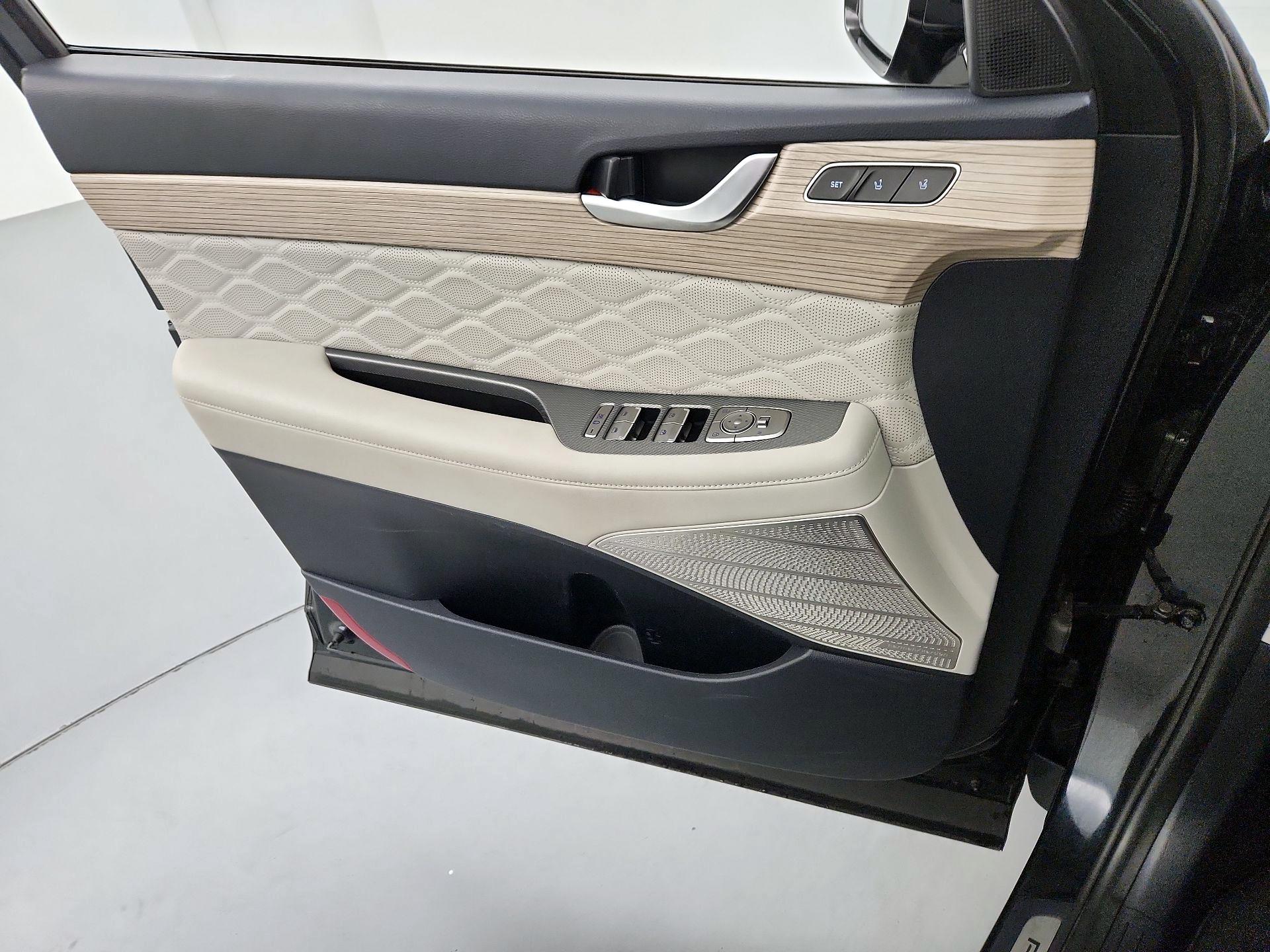 Thumbnail: 2021 Hyundai Palisade - 12