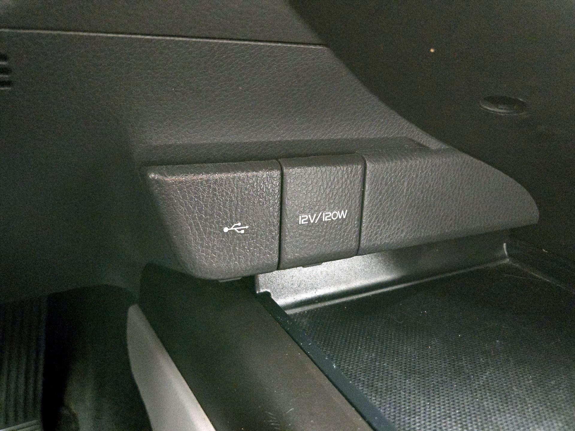 Thumbnail: 2023 Toyota Camry - 18