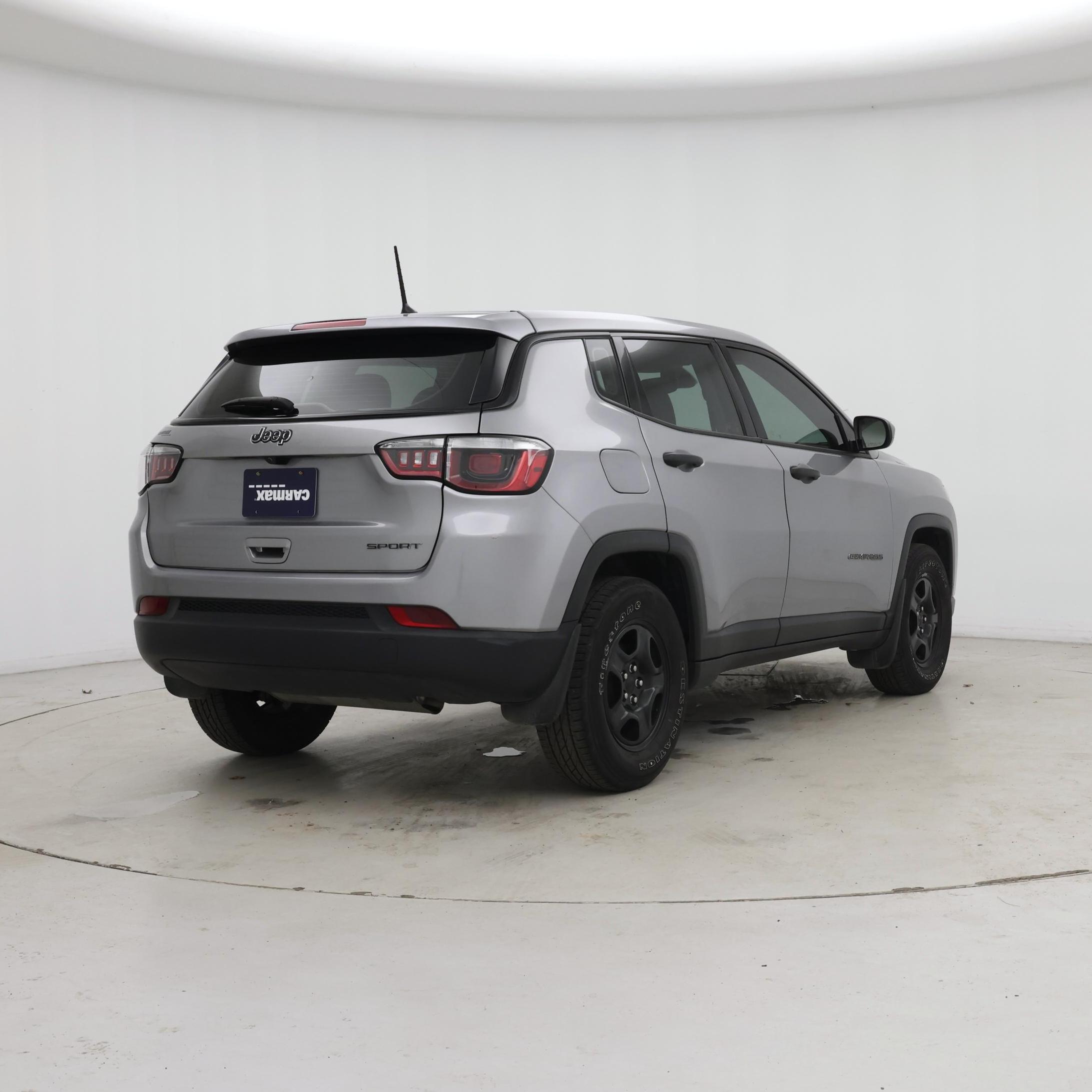 Thumbnail: 2018 Jeep Compass - 8