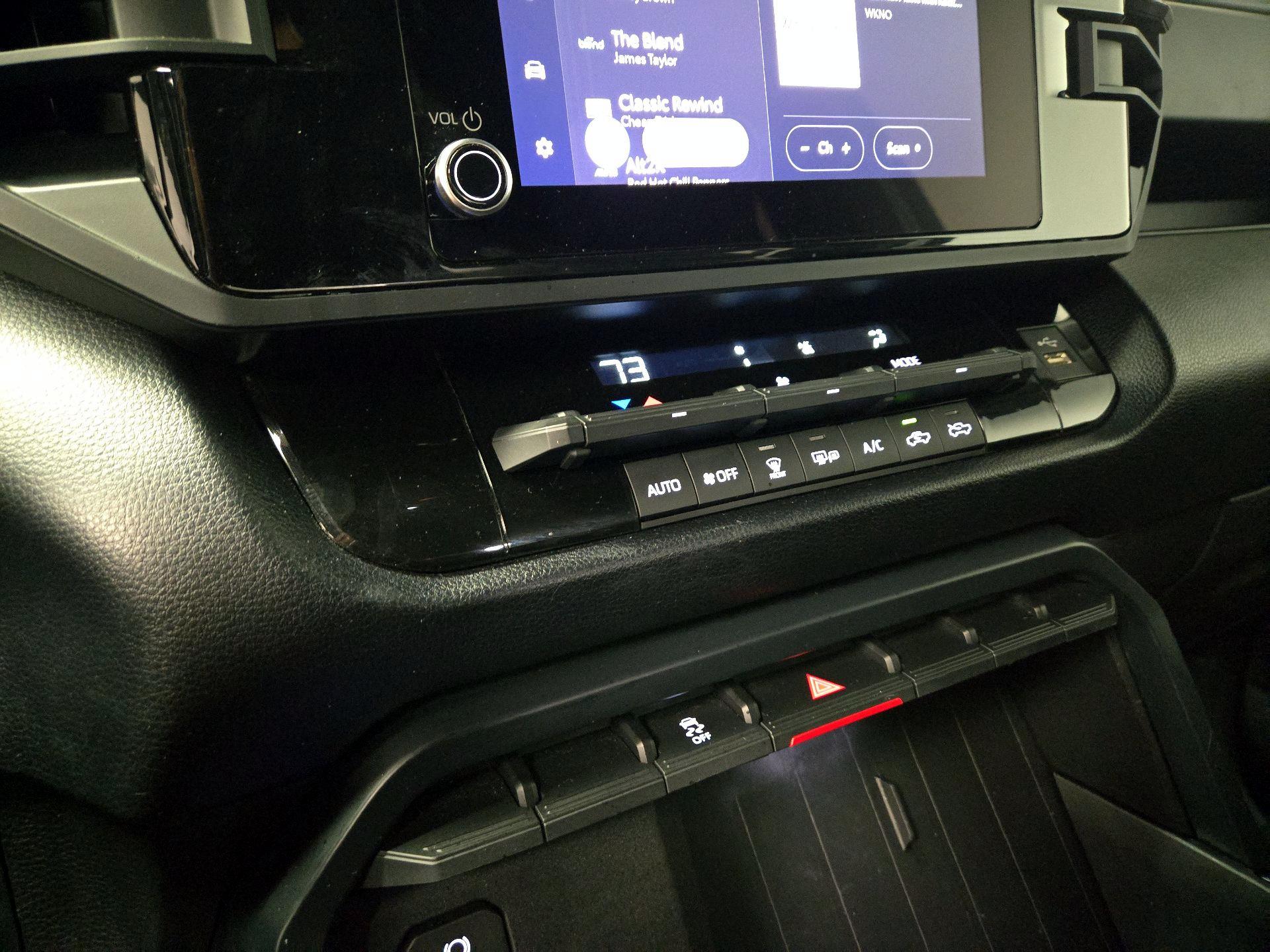 Thumbnail: 2025 Toyota Tundra - 16