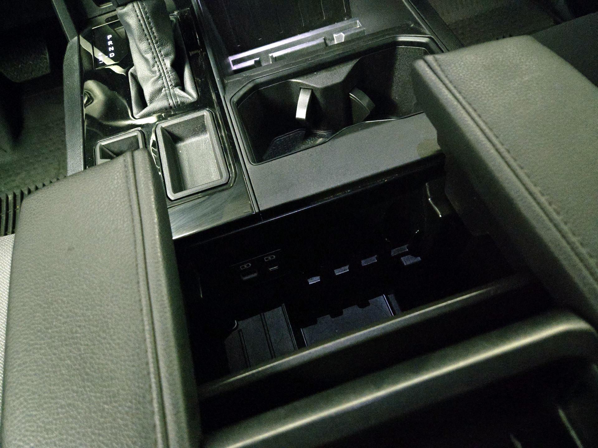 Thumbnail: 2025 Toyota Tundra - 18