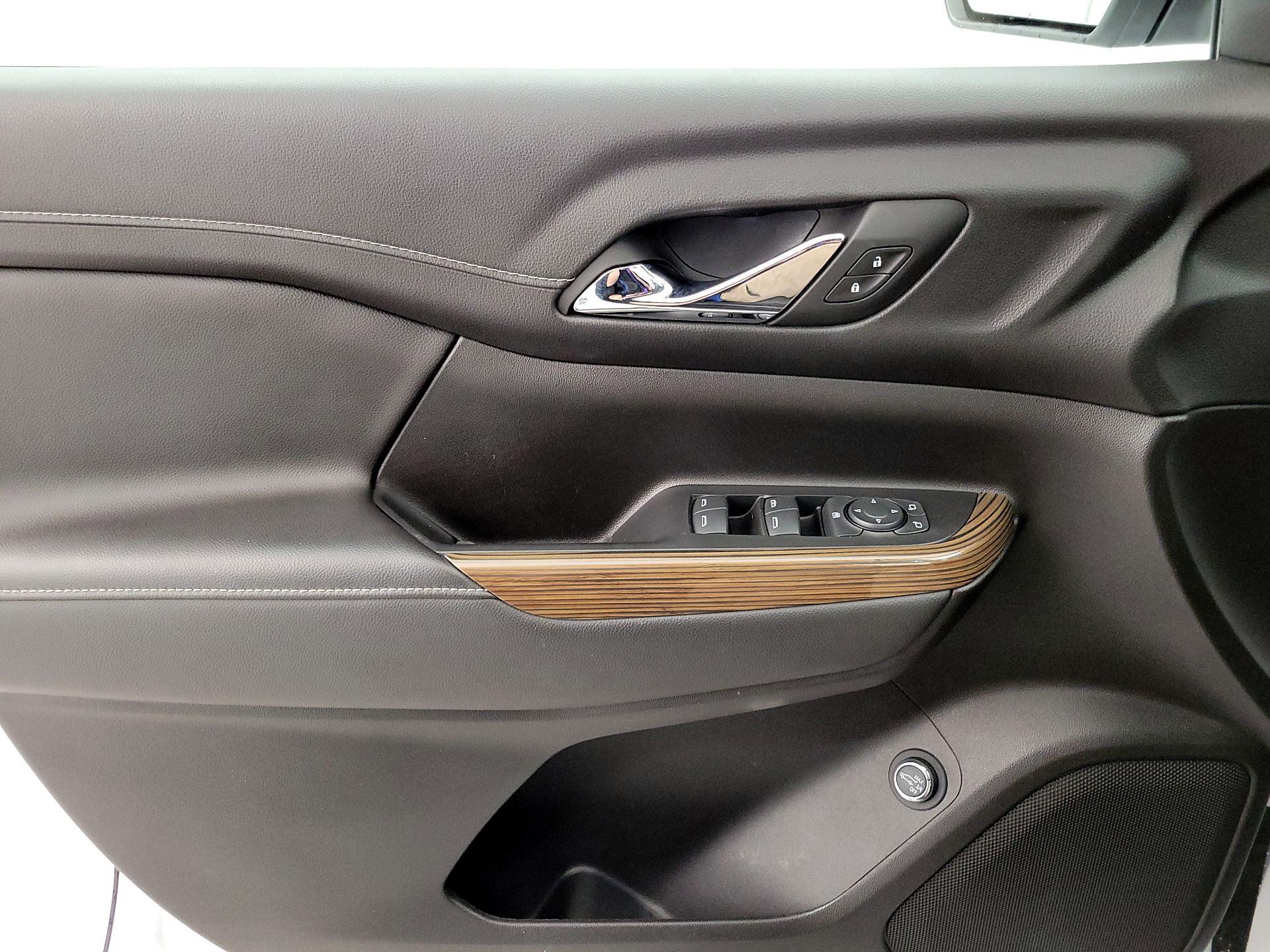 Thumbnail: 2023 GMC Acadia - 12