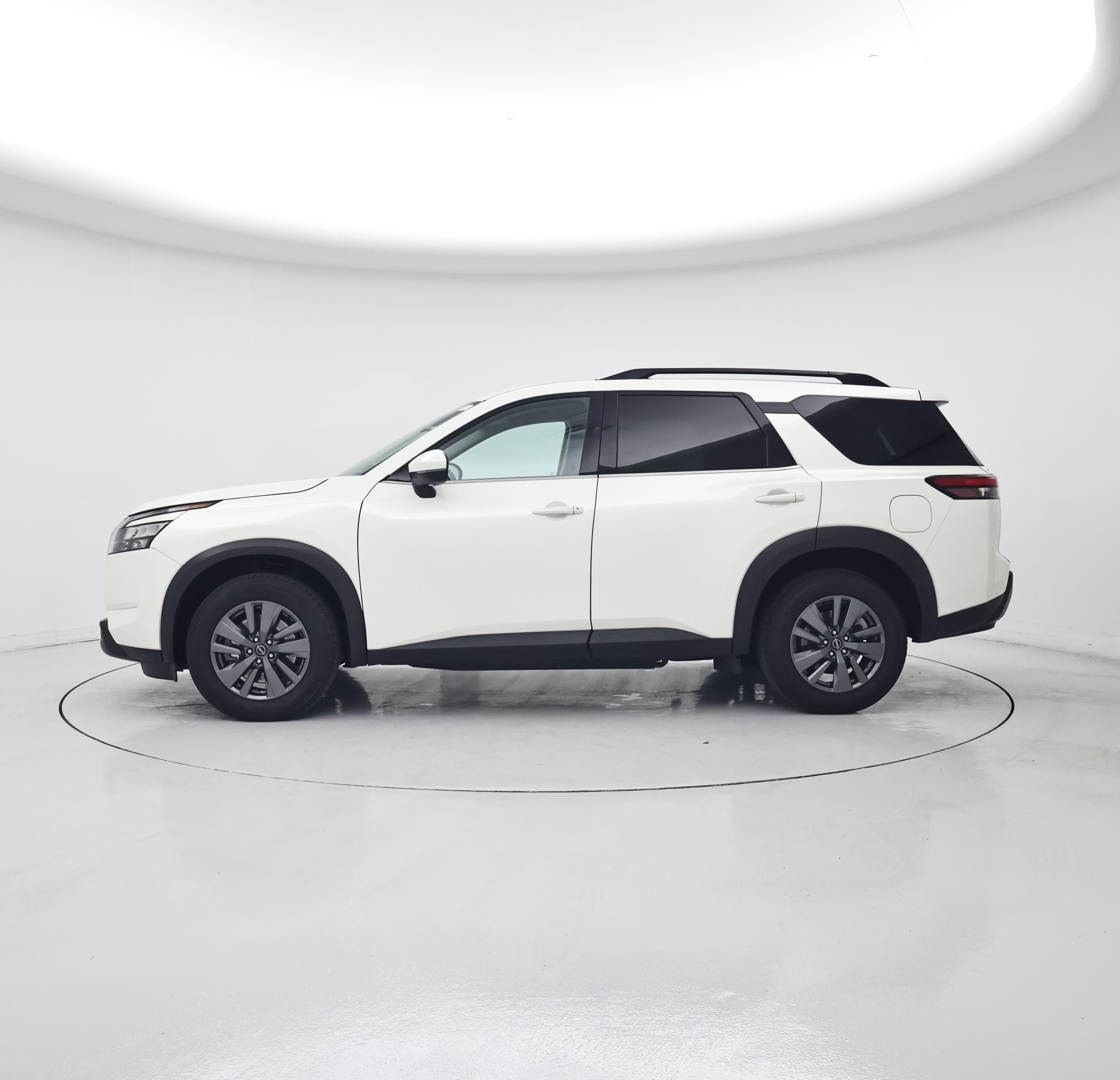 Thumbnail: 2024 Nissan Pathfinder - 3