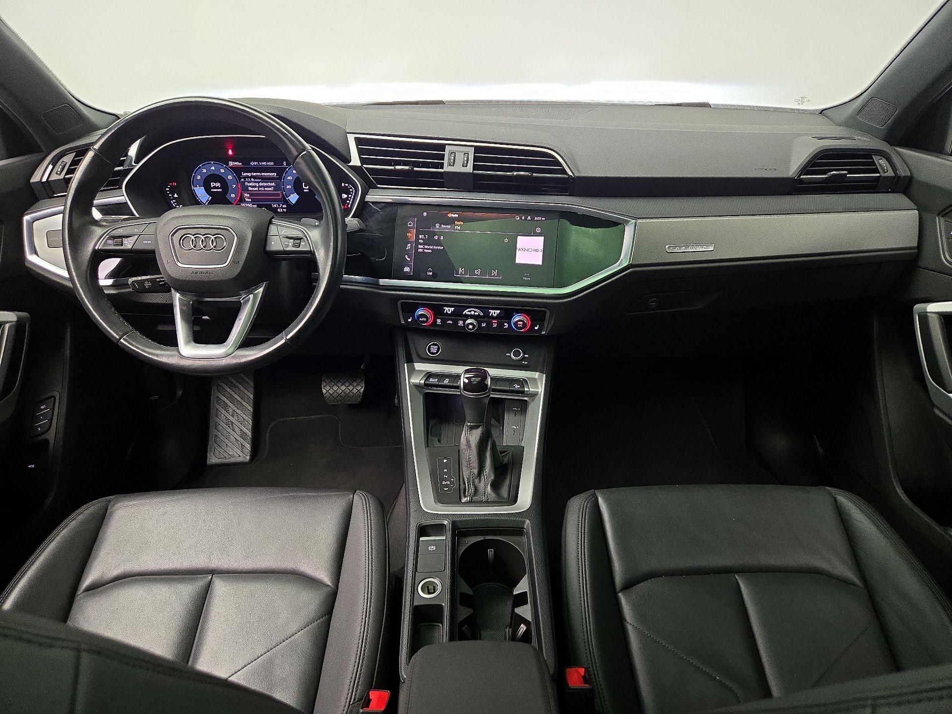 Thumbnail: 2024 Audi Q3 - 9