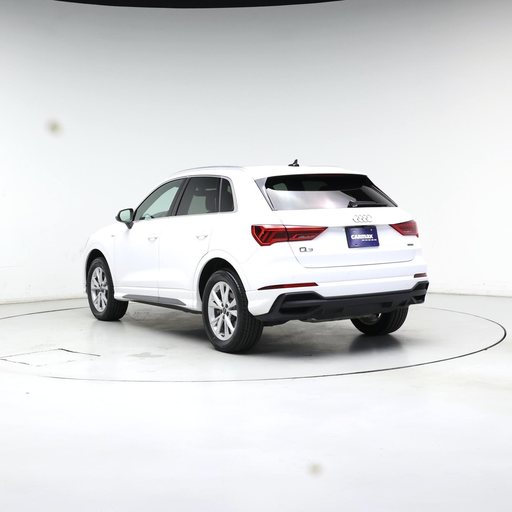 Thumbnail: 2024 Audi Q3 - 2