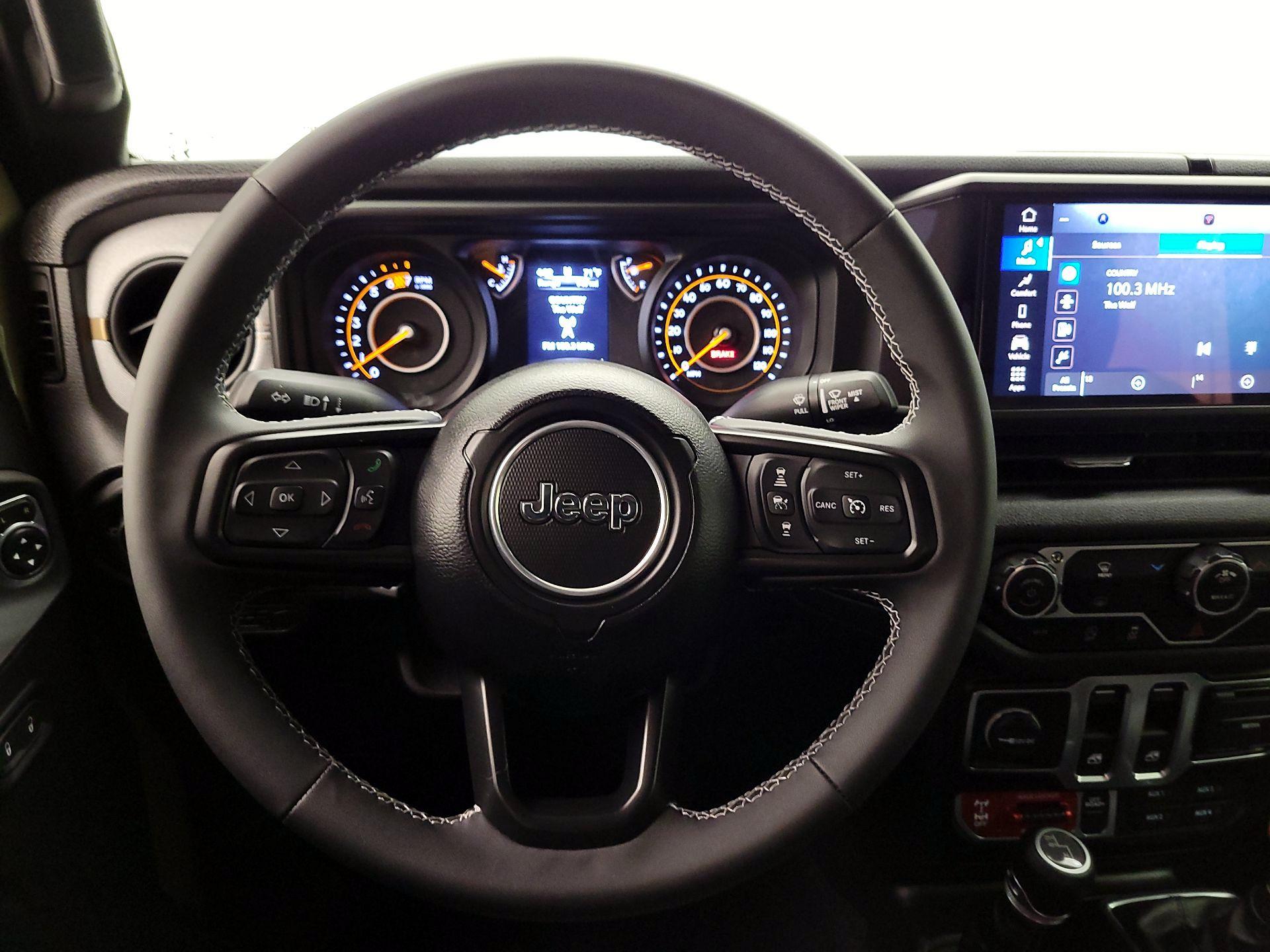 Thumbnail: 2025 Jeep Wrangler - 10