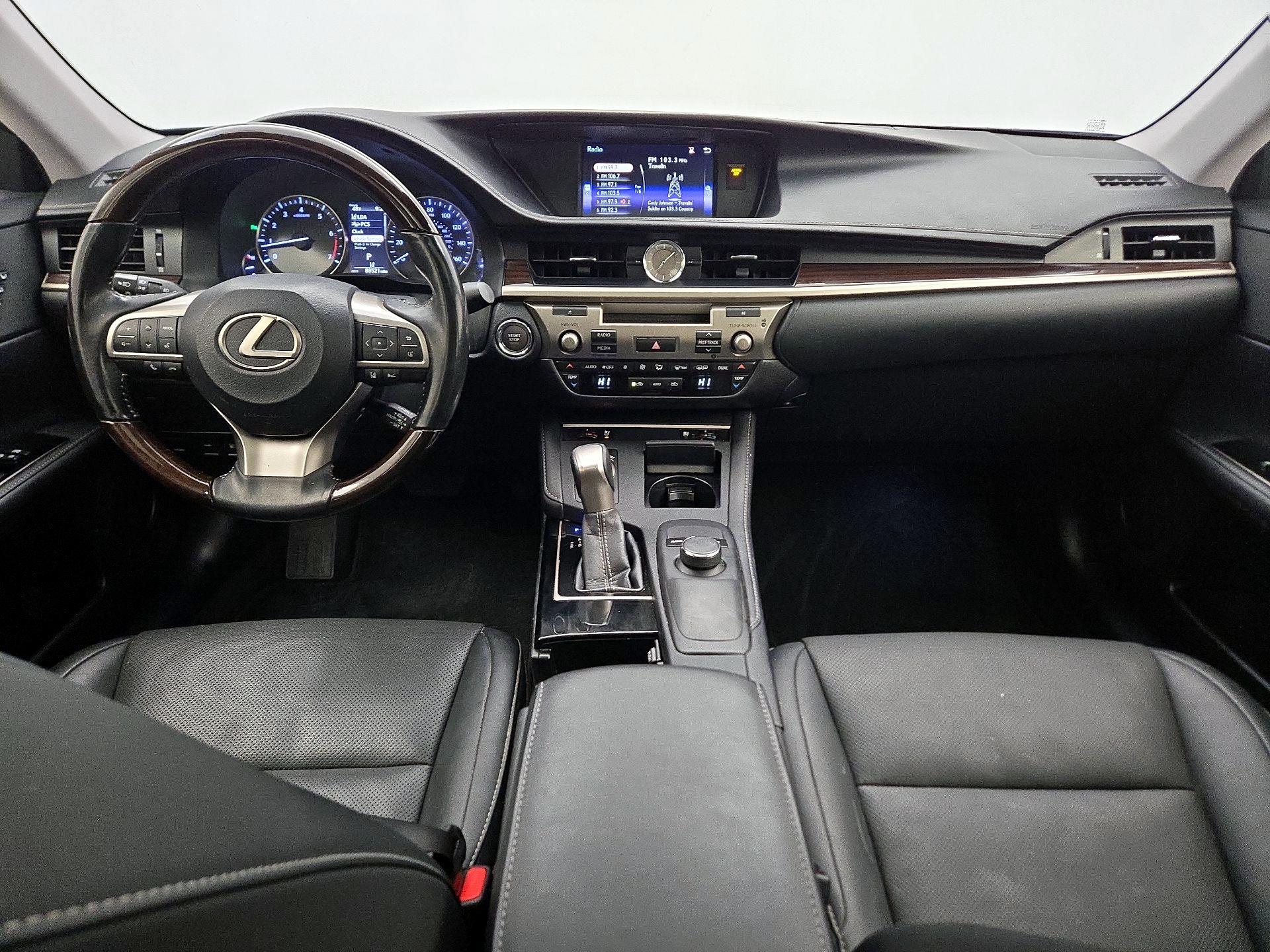 Thumbnail: 2017 Lexus ES - 9