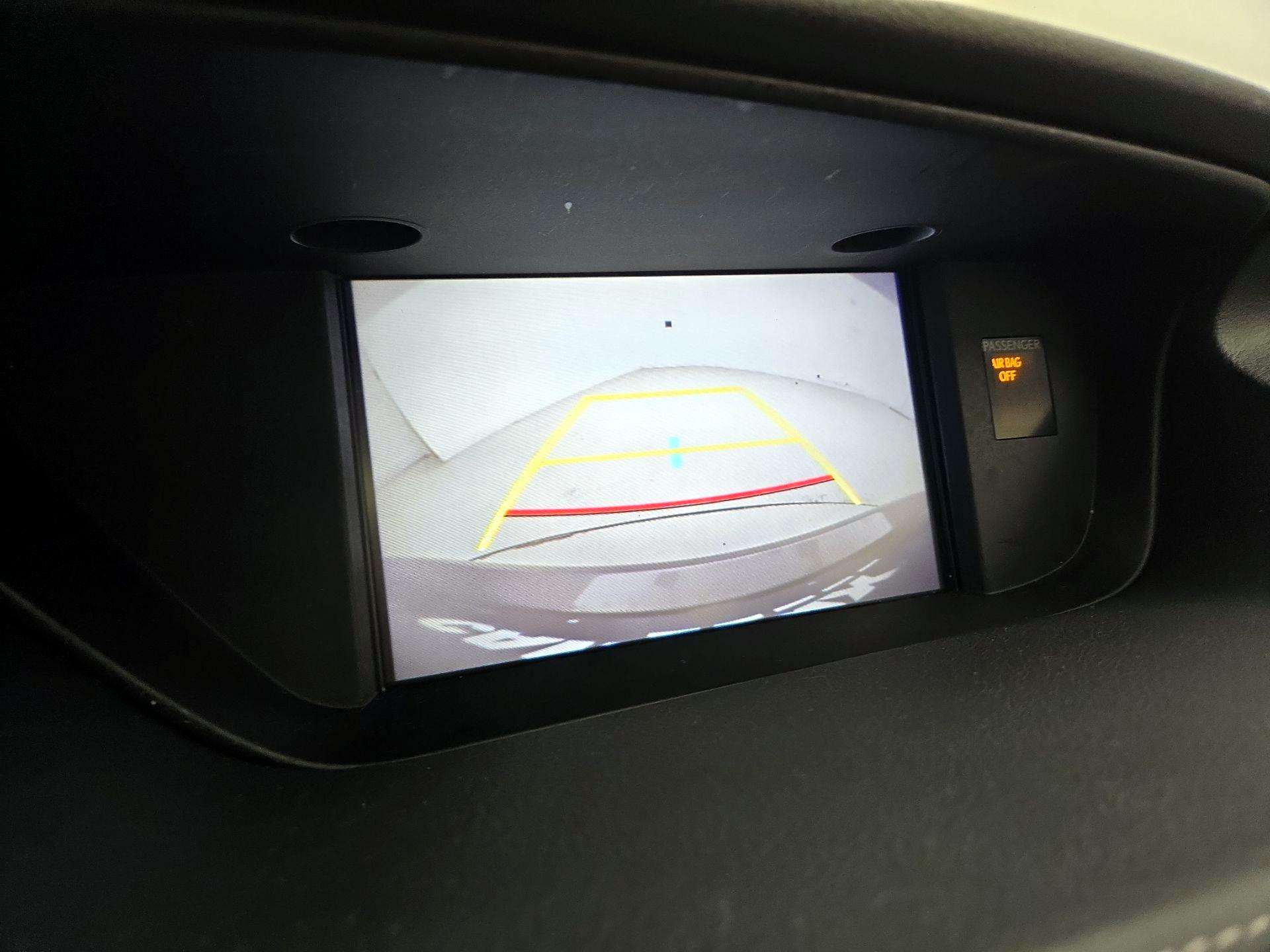 Thumbnail: 2017 Lexus ES - 14