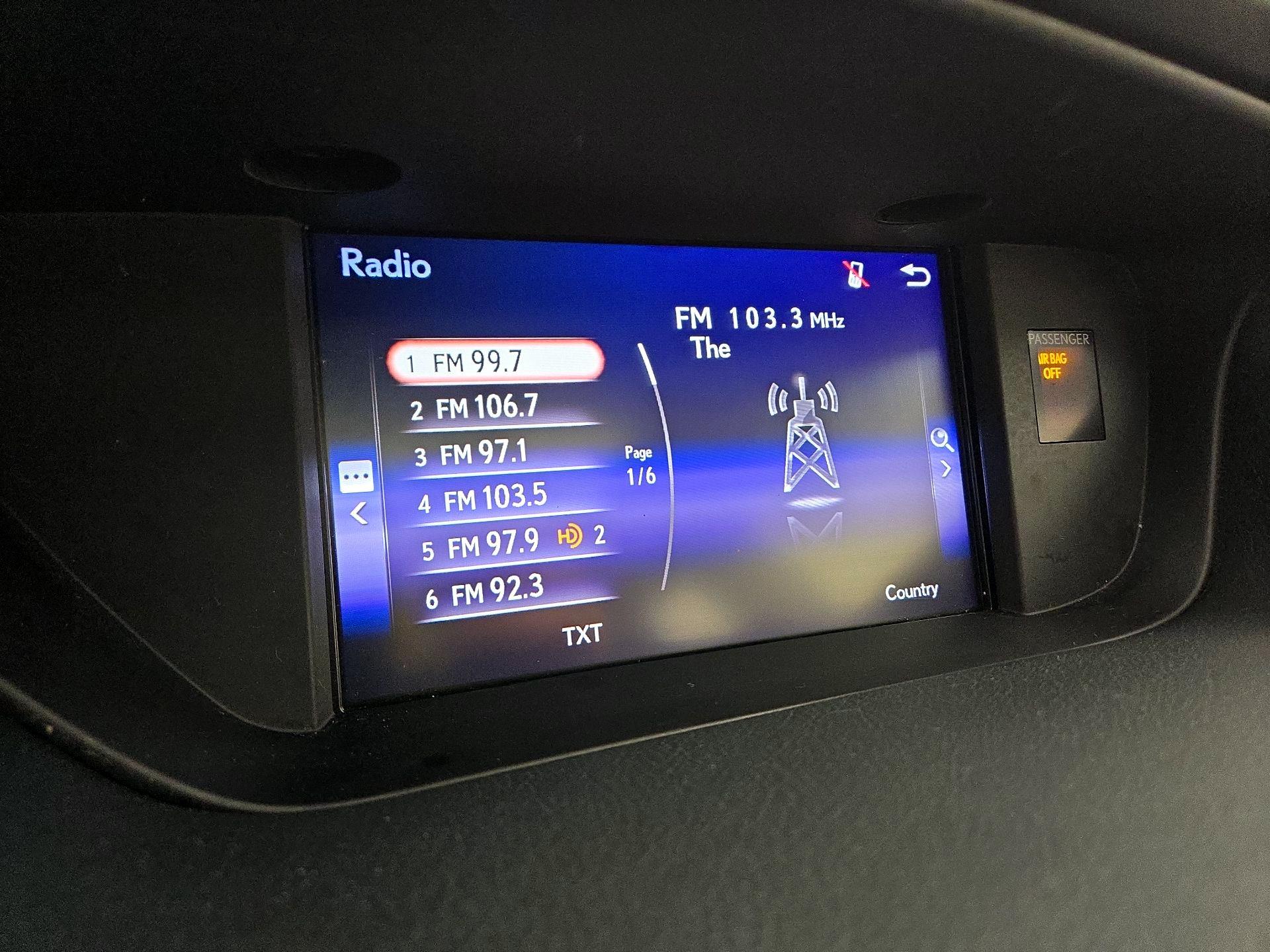 Thumbnail: 2017 Lexus ES - 15