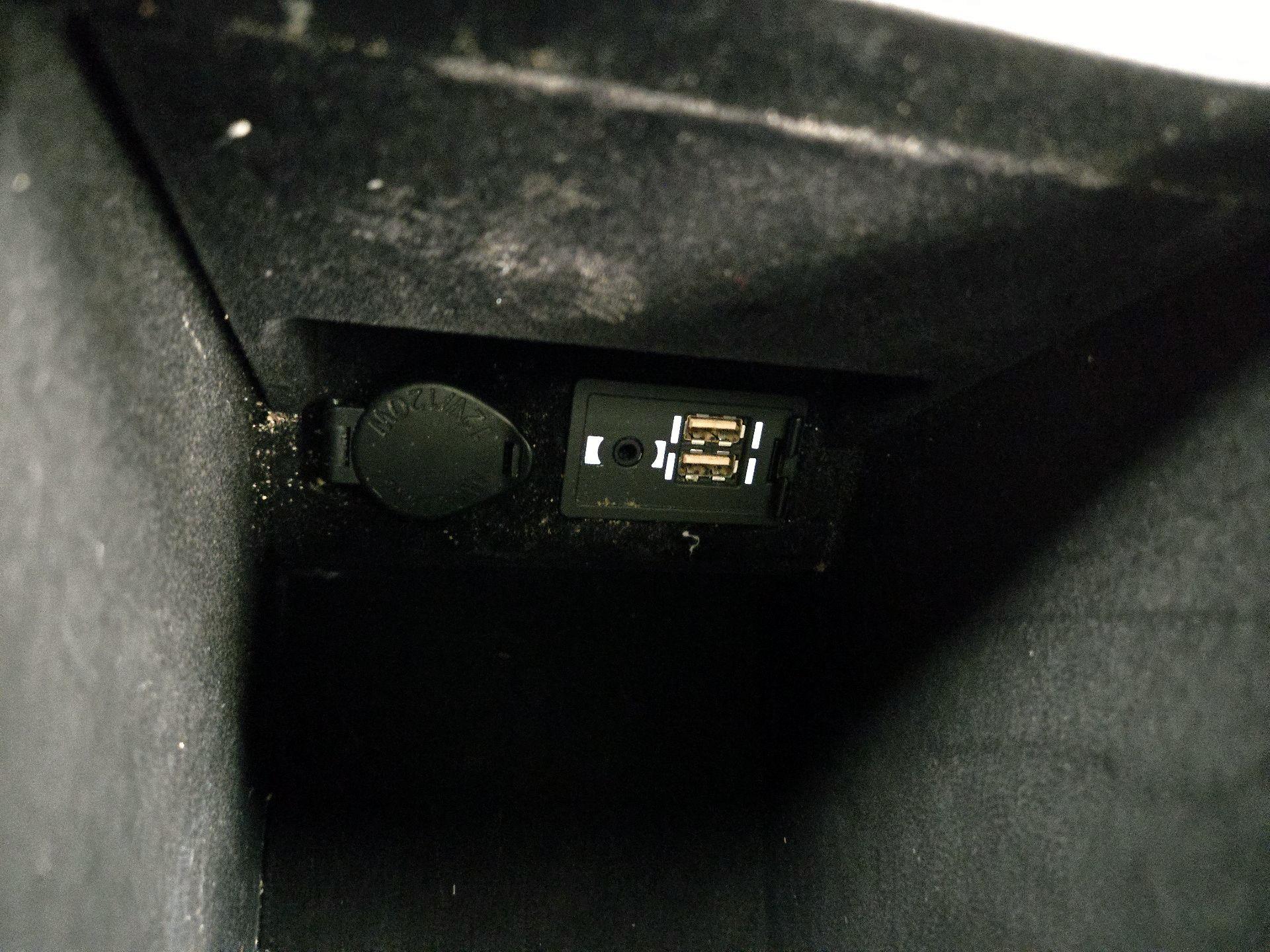 Thumbnail: 2017 Lexus ES - 18