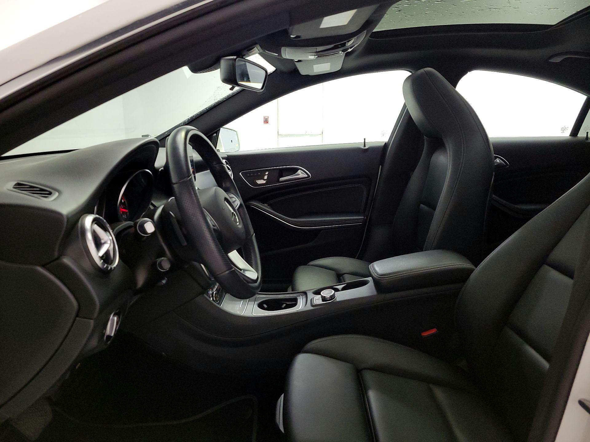 Thumbnail: 2019 Mercedes-Benz CLA - 11