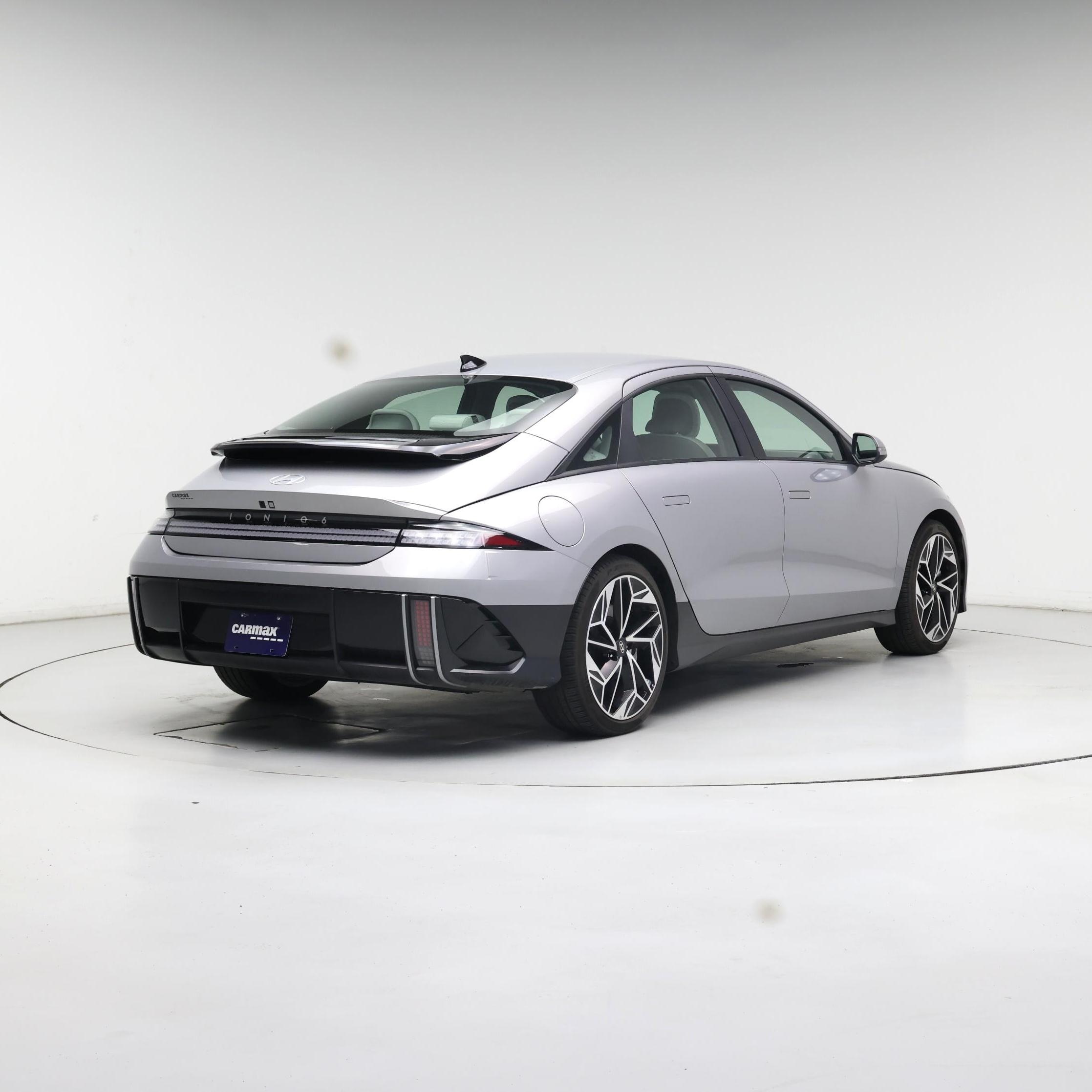 Thumbnail: 2023 Hyundai Ioniq 6 - 8