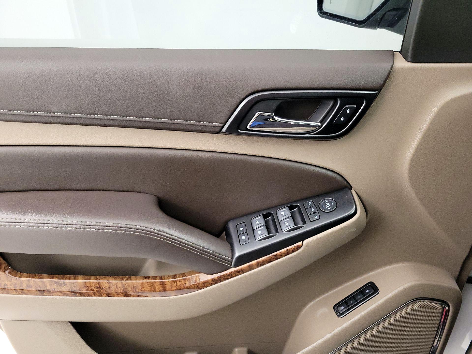 Thumbnail: 2020 Chevrolet Tahoe - 12