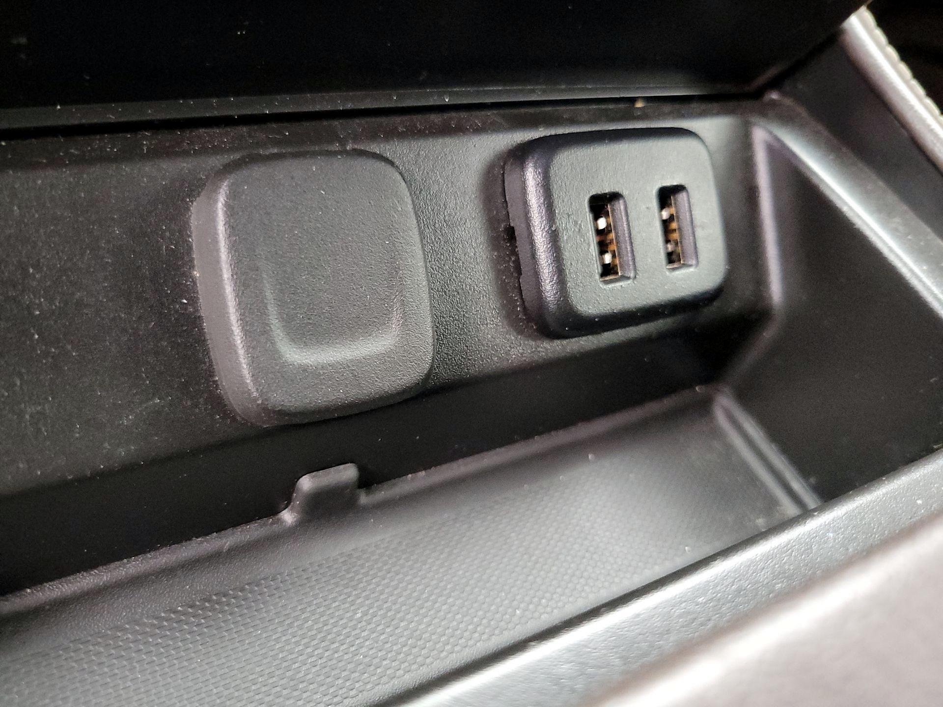 Thumbnail: 2020 Chevrolet Tahoe - 19