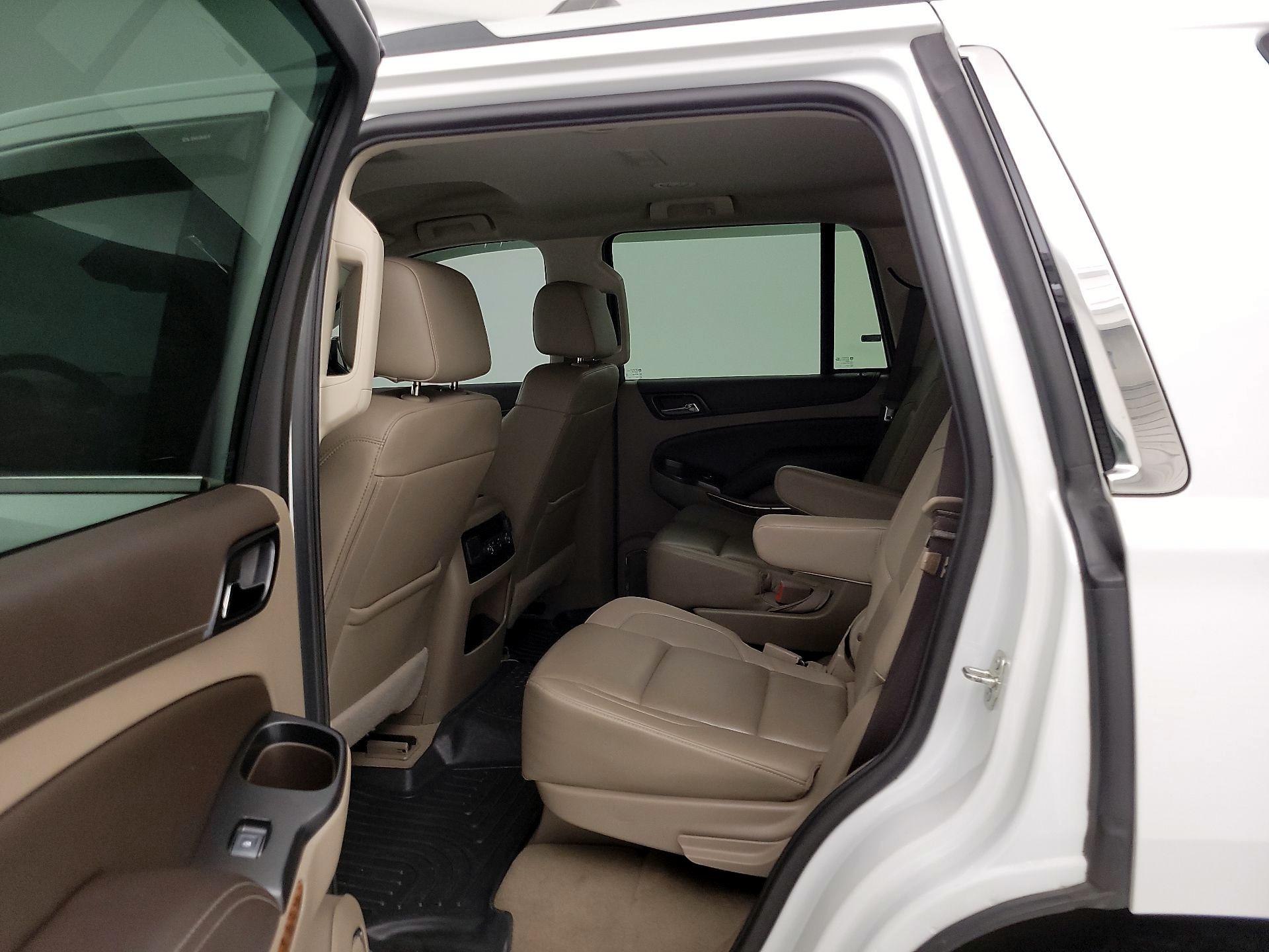 Thumbnail: 2020 Chevrolet Tahoe - 20