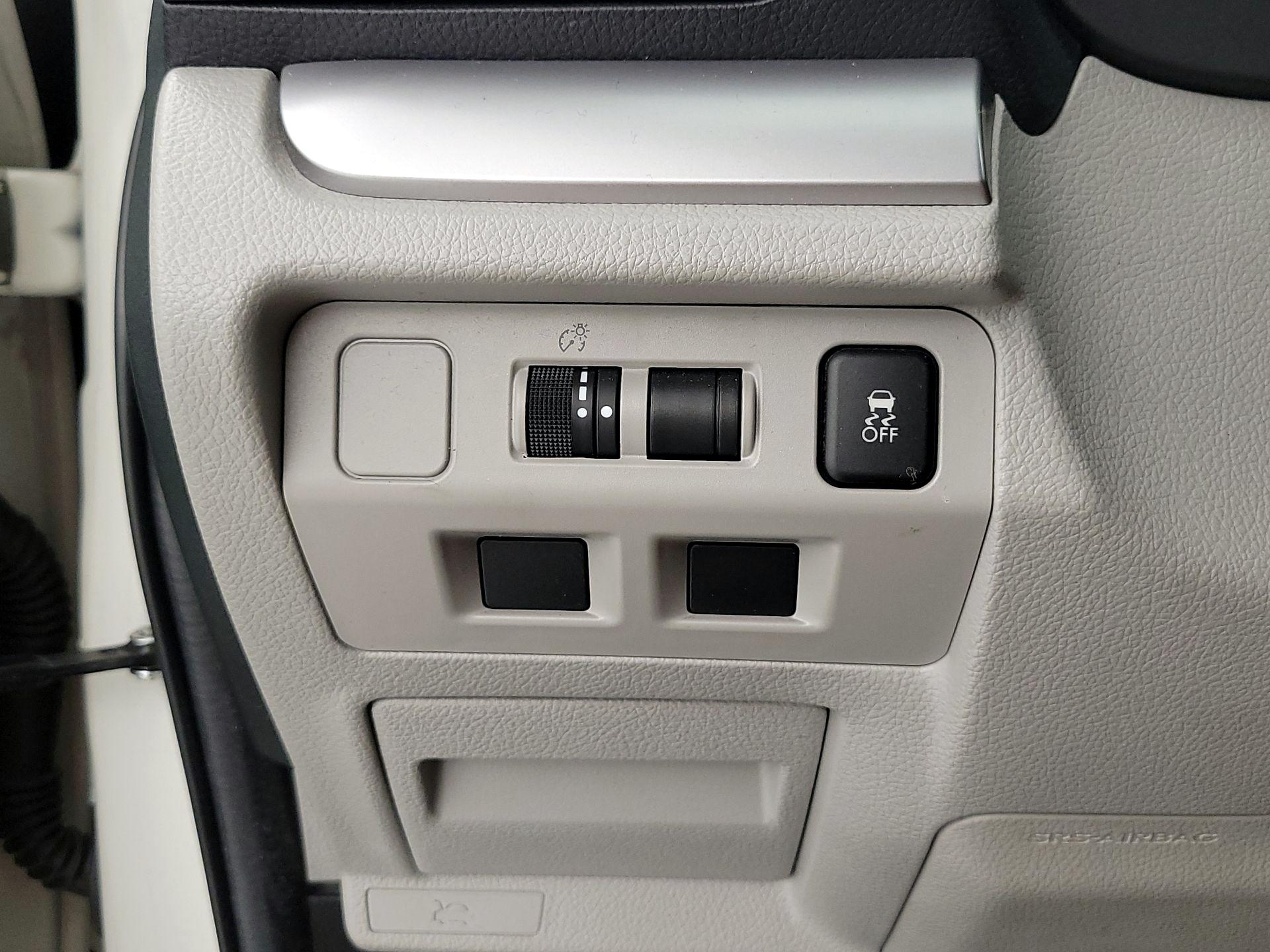 Thumbnail: 2017 Subaru Forester - 13