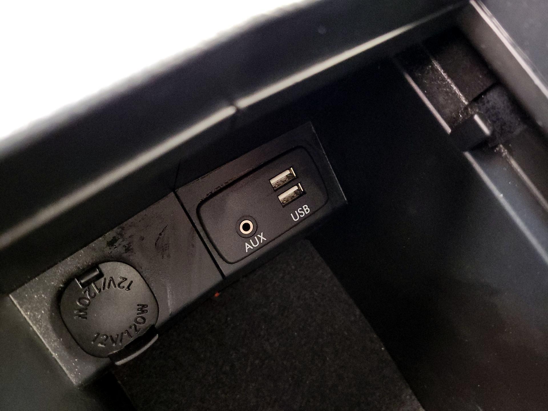 Thumbnail: 2017 Subaru Forester - 18