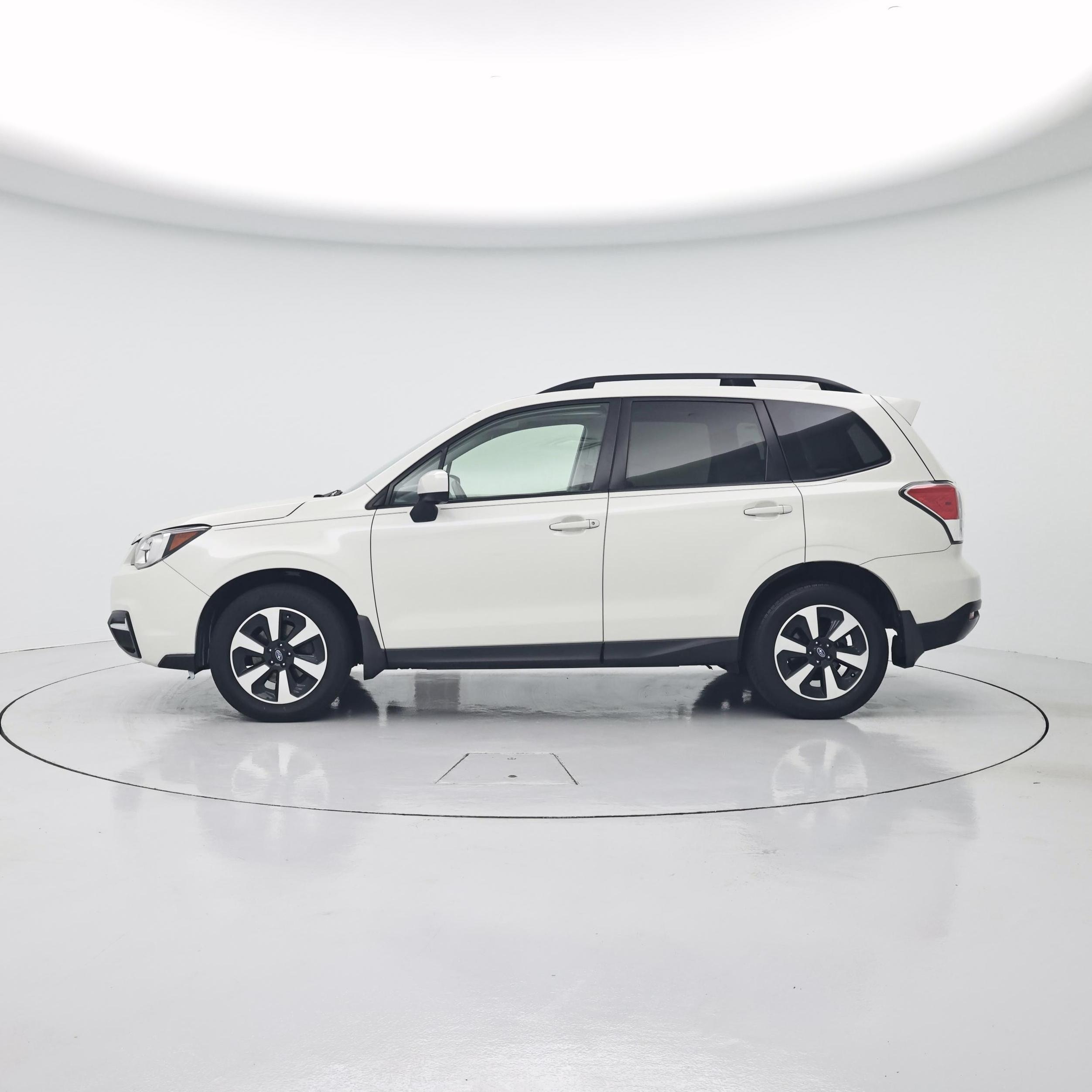 Thumbnail: 2017 Subaru Forester - 3