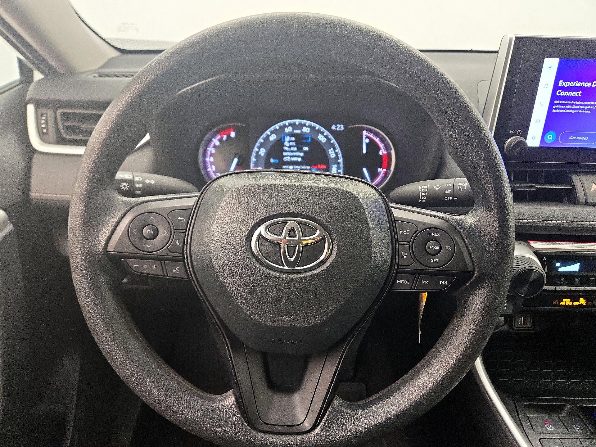 Thumbnail: 2024 Toyota RAV4 - 10