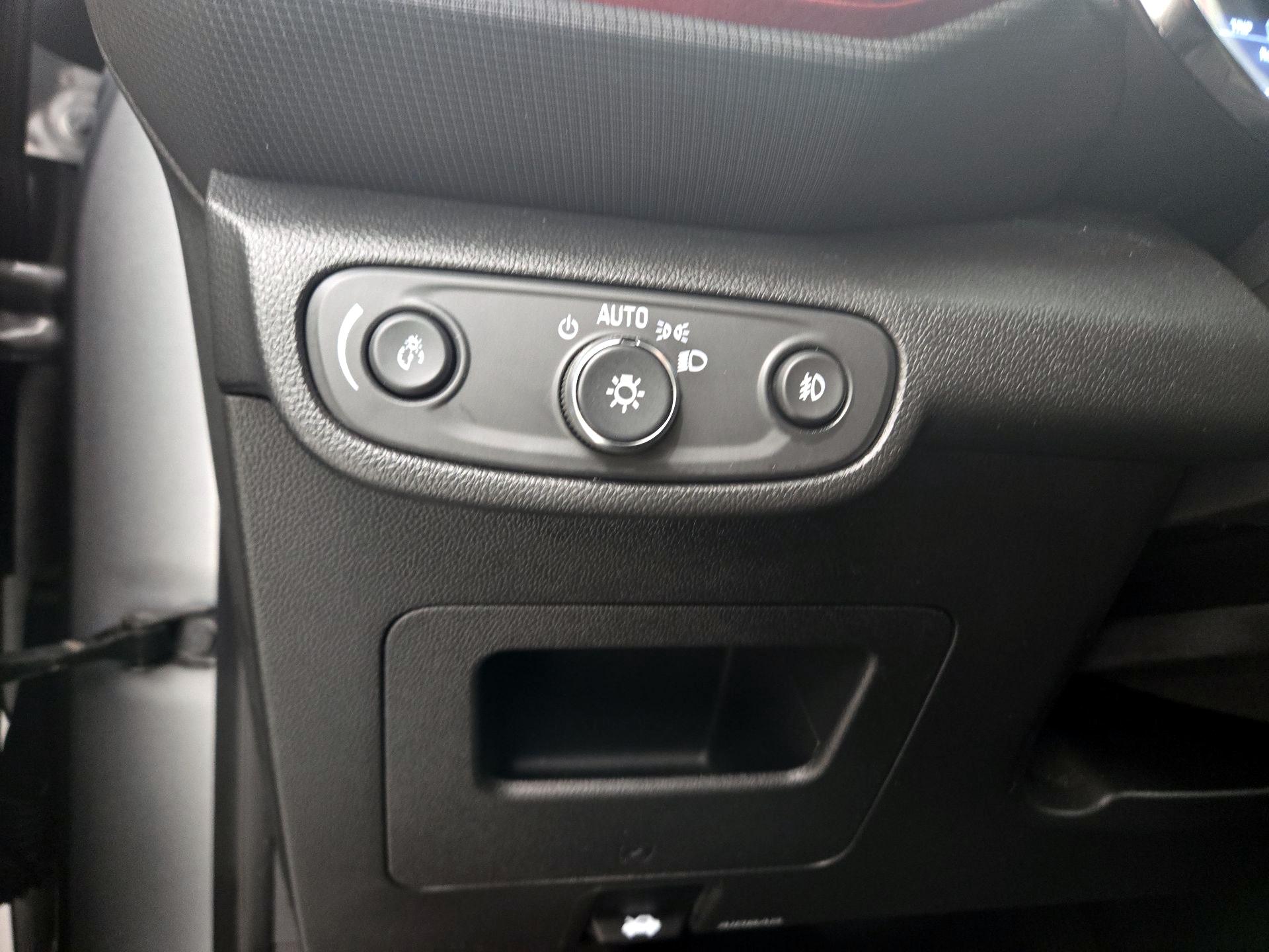 Thumbnail: 2023 Chevrolet TrailBlazer - 13