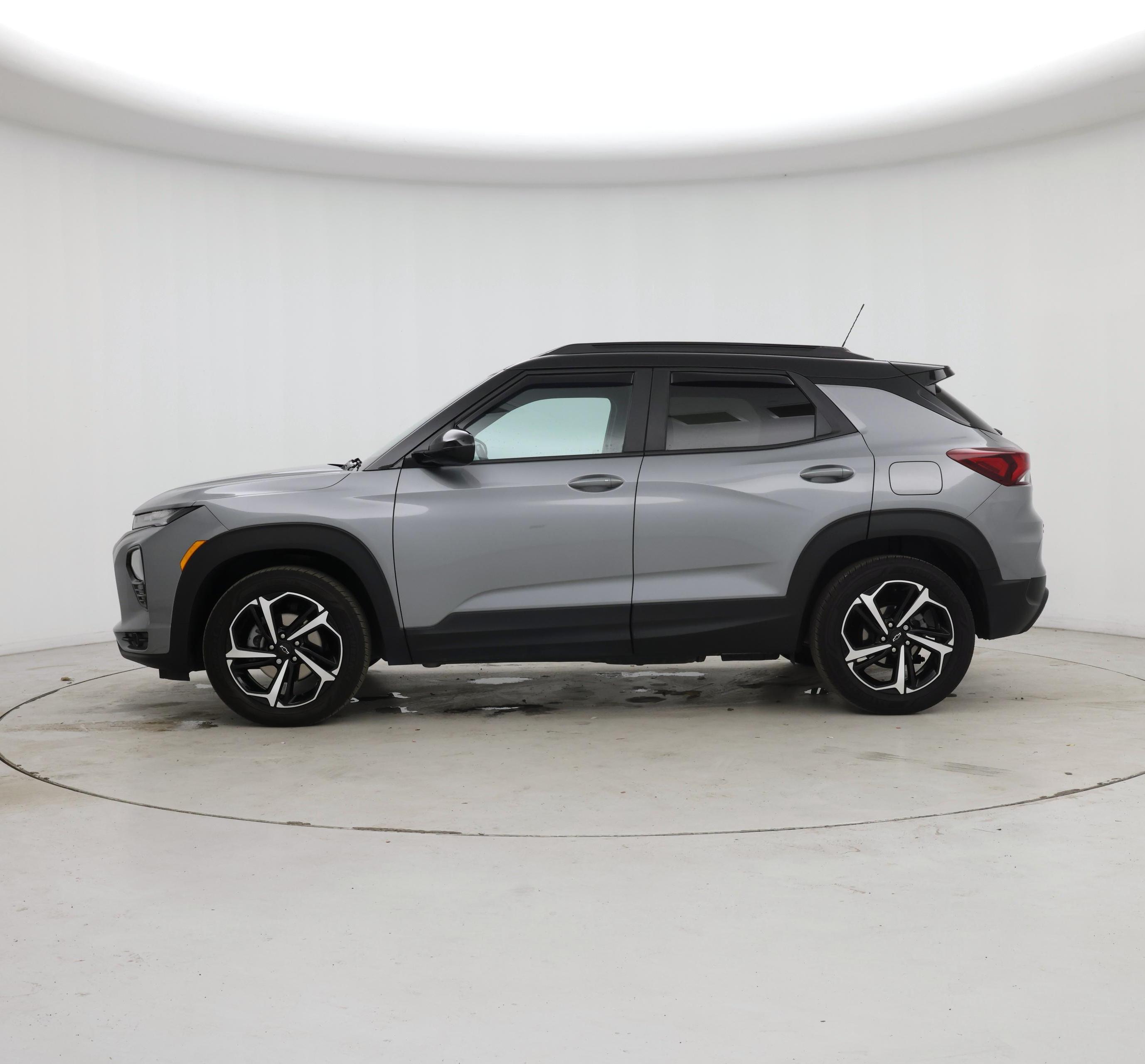 Thumbnail: 2023 Chevrolet TrailBlazer - 3