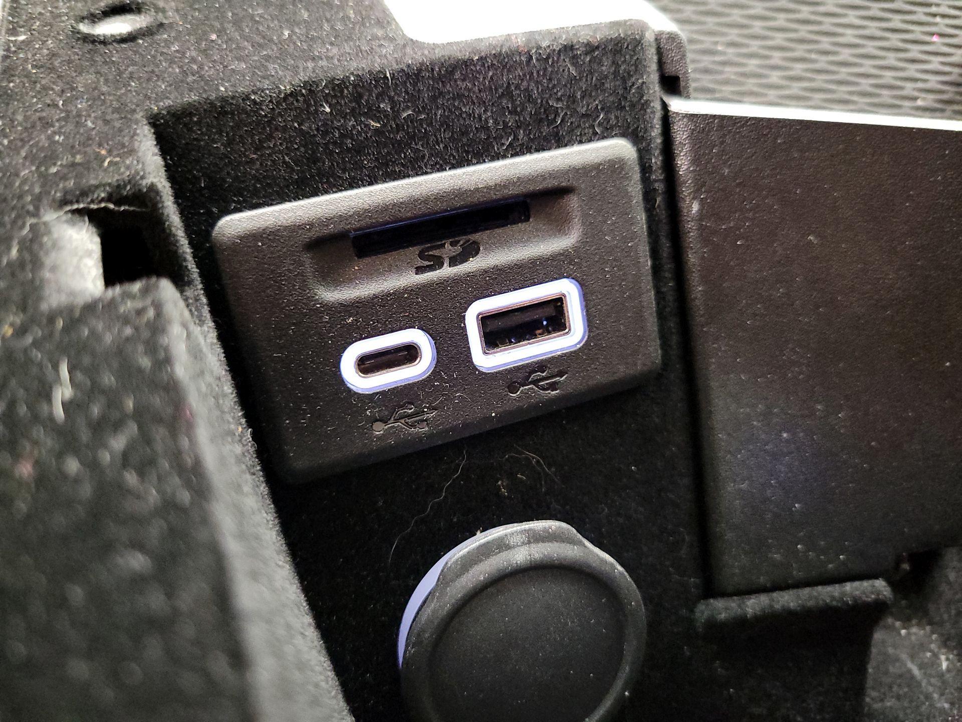 Thumbnail: 2022 Cadillac CT5 - 18