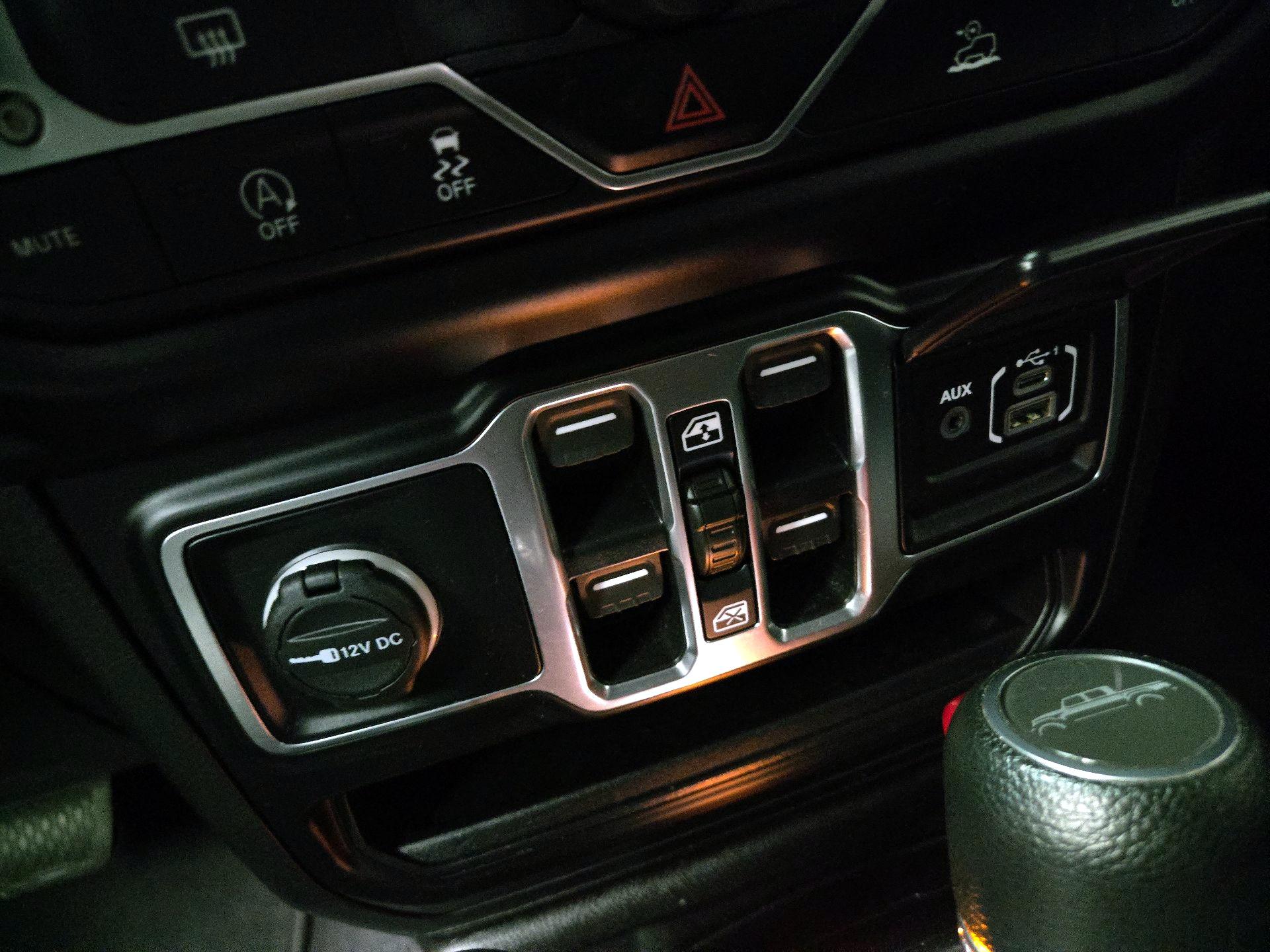 Thumbnail: 2022 Jeep Gladiator - 18