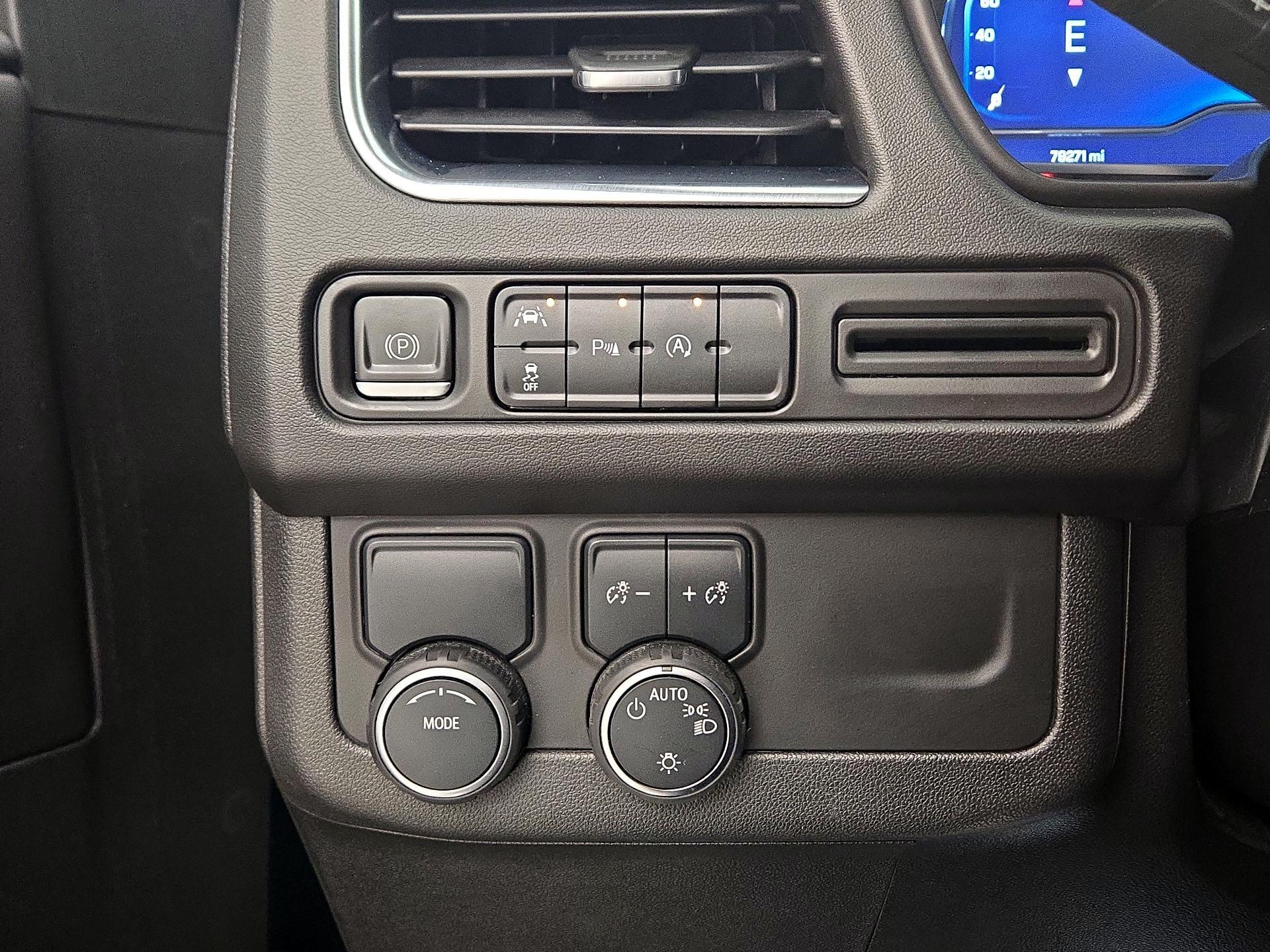 Thumbnail: 2023 Chevrolet Tahoe - 13