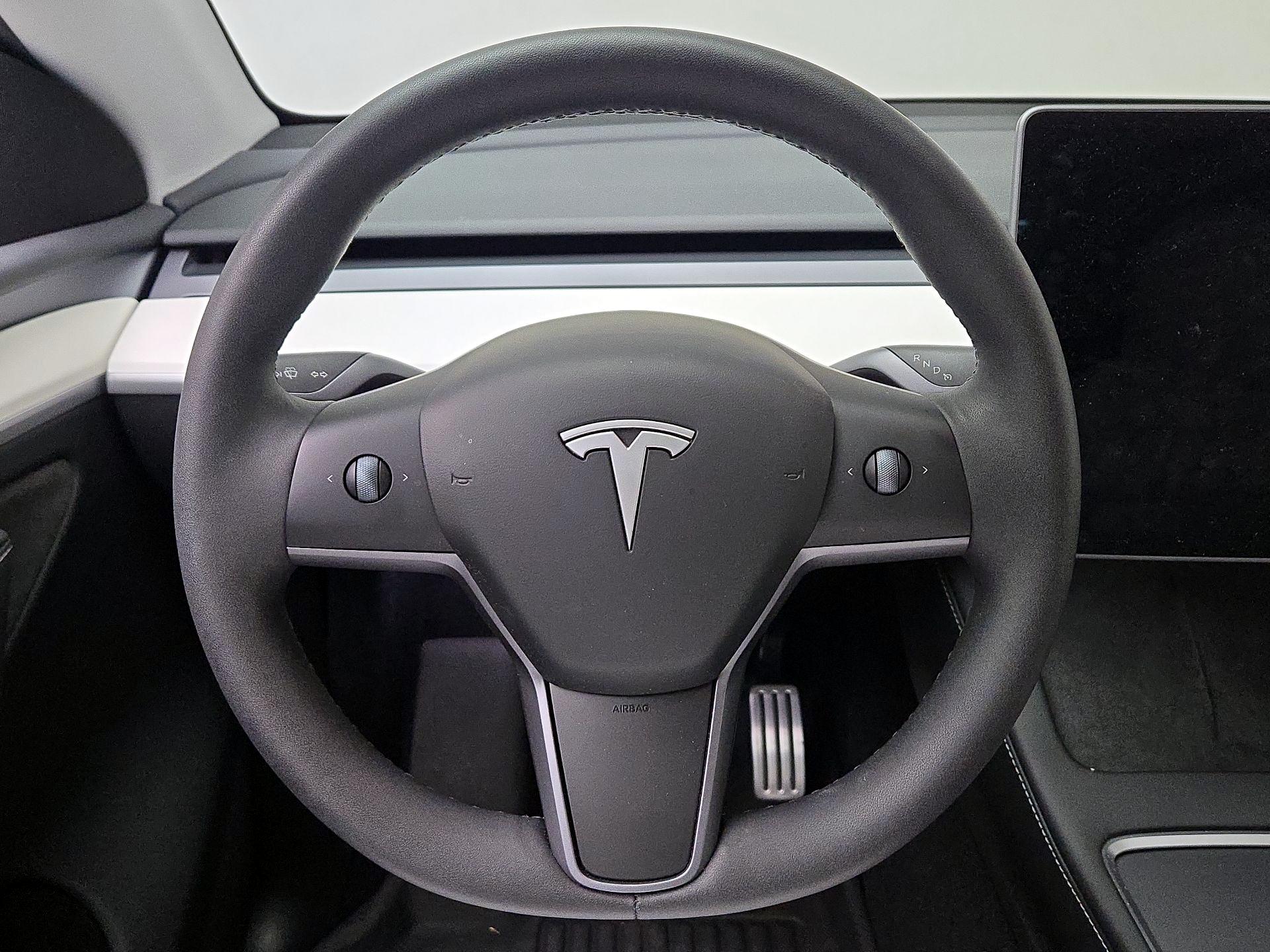 Thumbnail: 2024 Tesla Model Y - 10