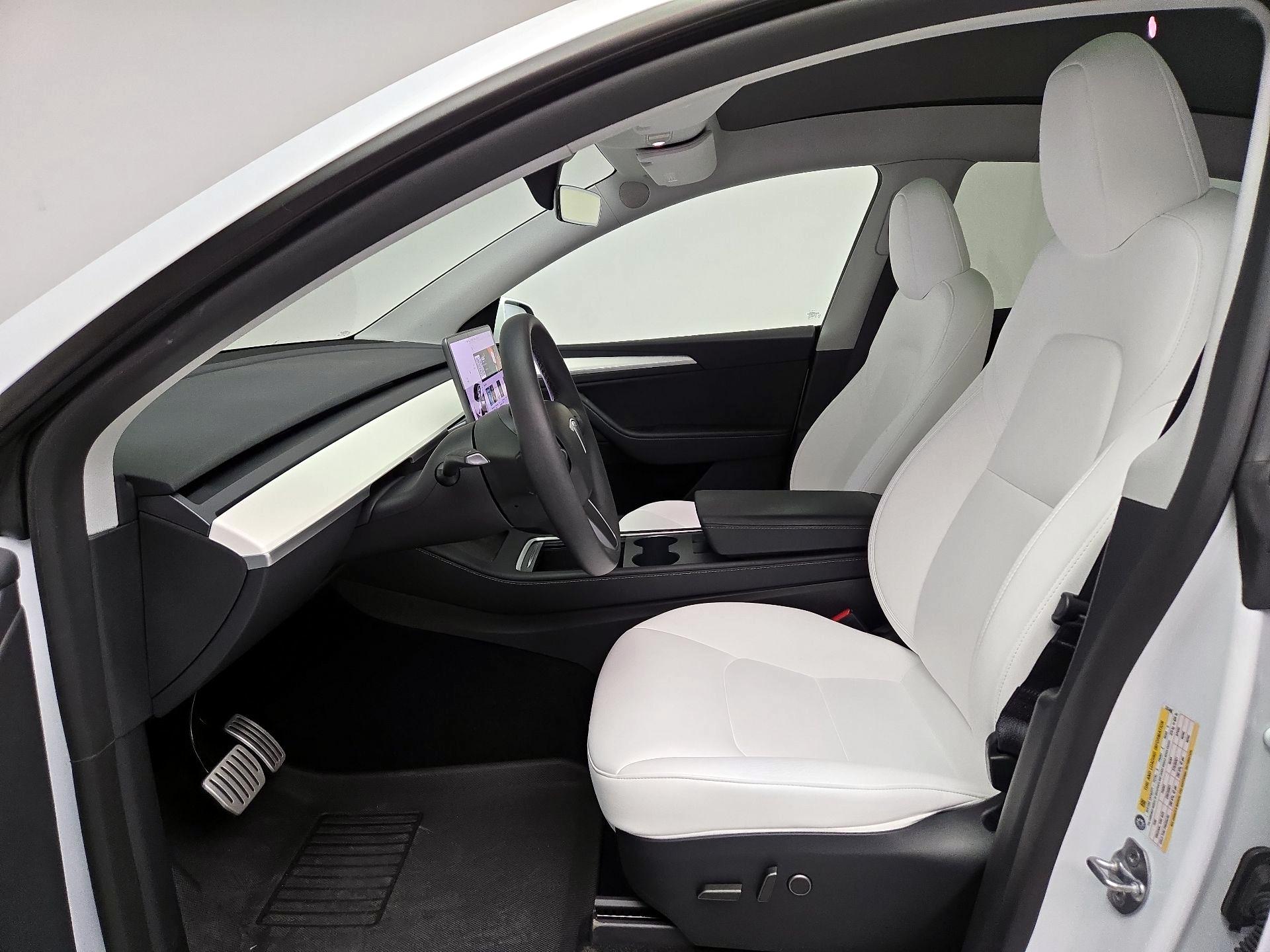 Thumbnail: 2024 Tesla Model Y - 11