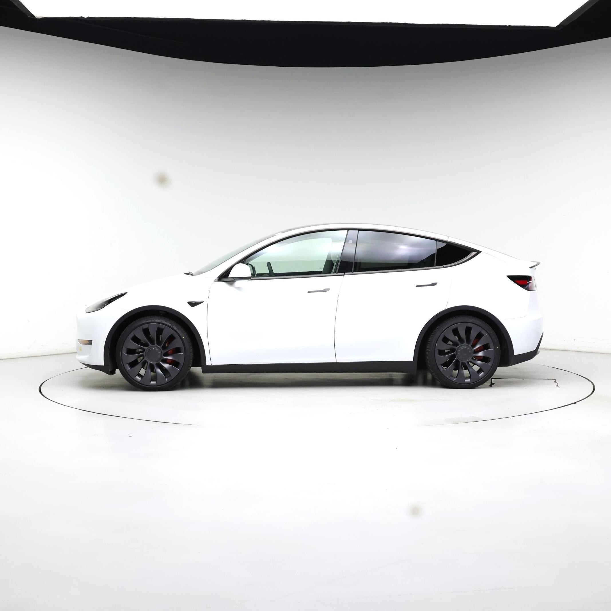 Thumbnail: 2024 Tesla Model Y - 3