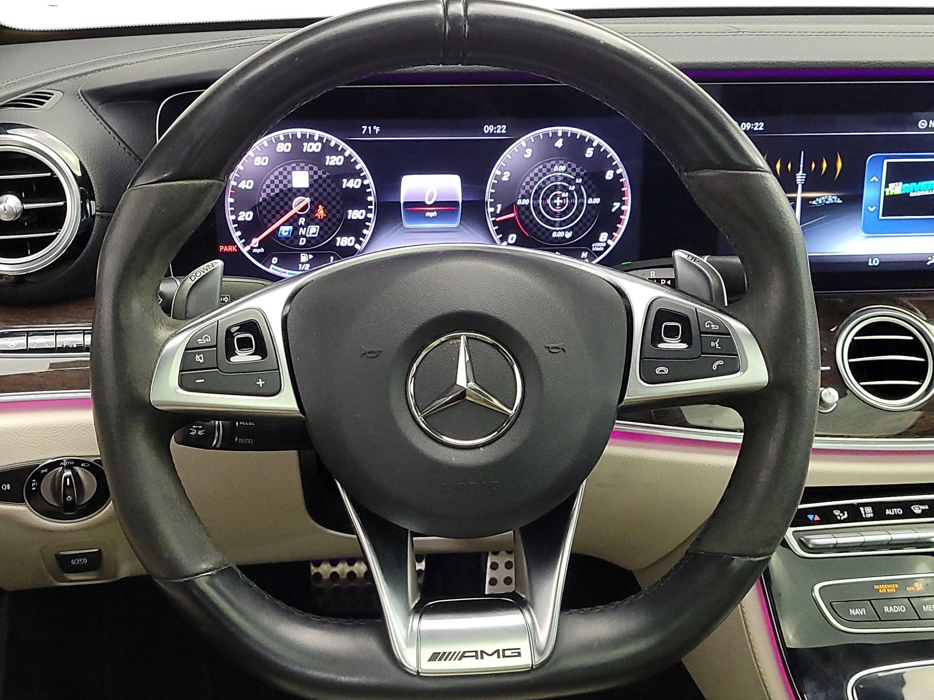 Thumbnail: 2018 Mercedes-Benz E-Class - 10
