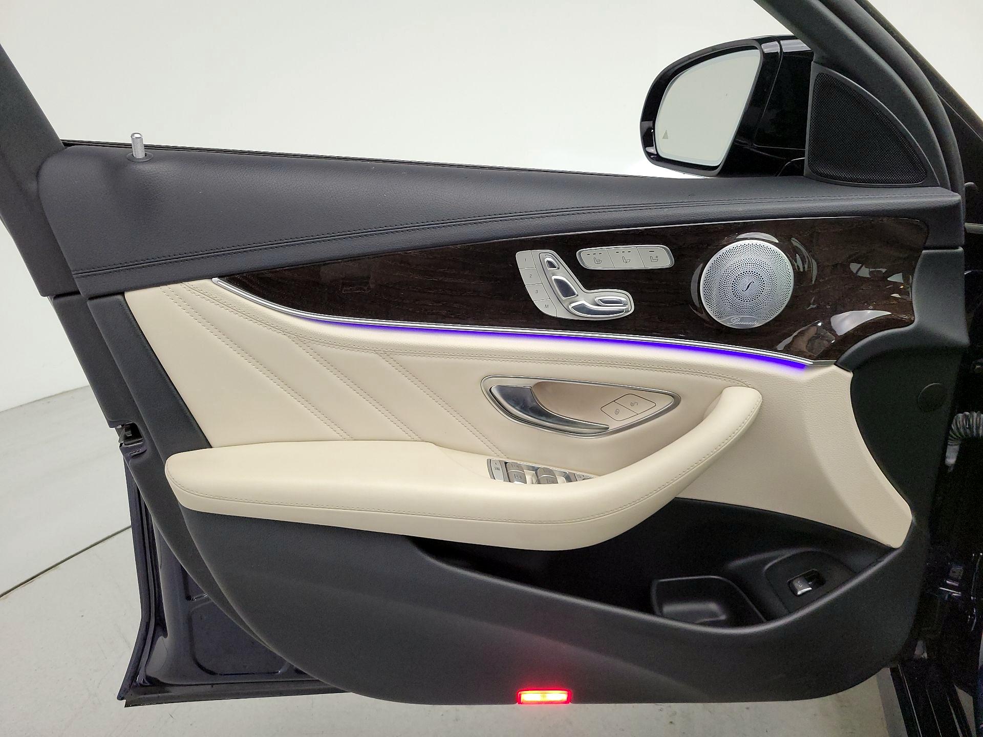 Thumbnail: 2018 Mercedes-Benz E-Class - 12