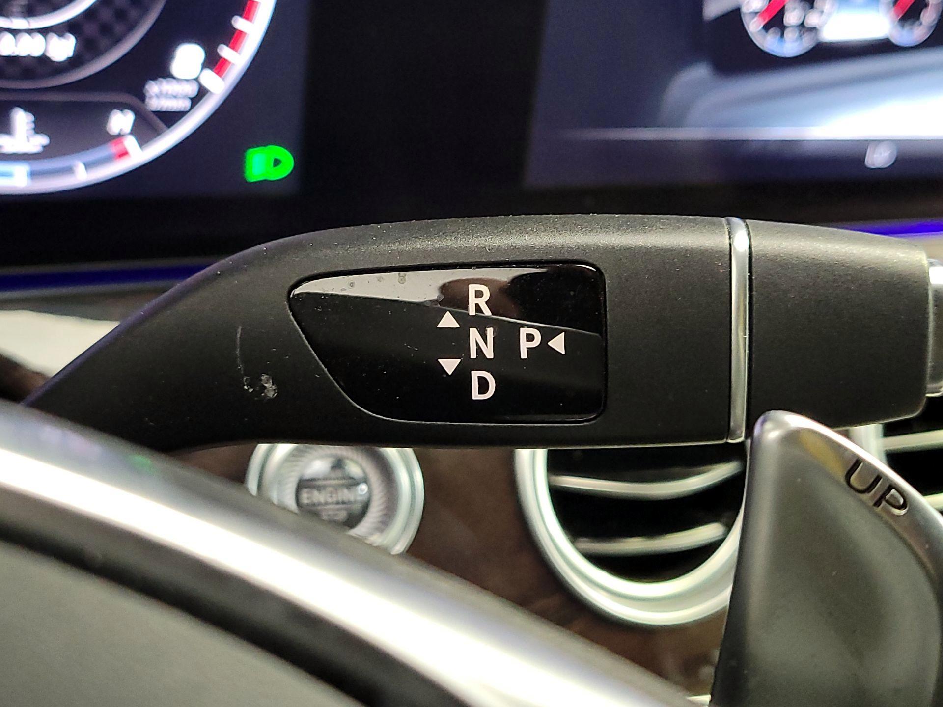 Thumbnail: 2018 Mercedes-Benz E-Class - 18