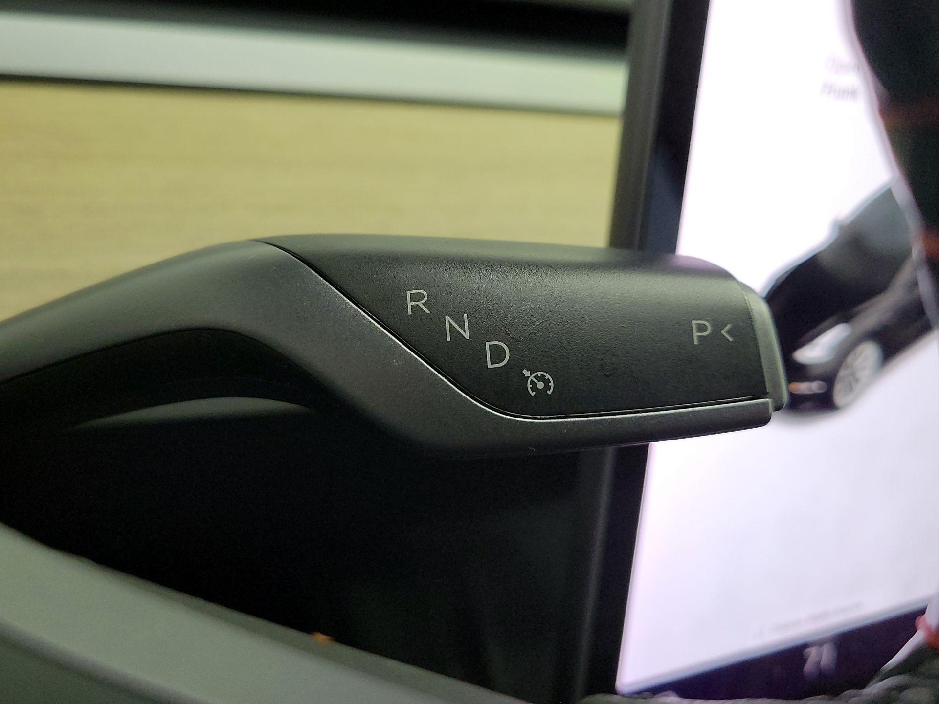 Thumbnail: 2021 Tesla Model 3 - 17