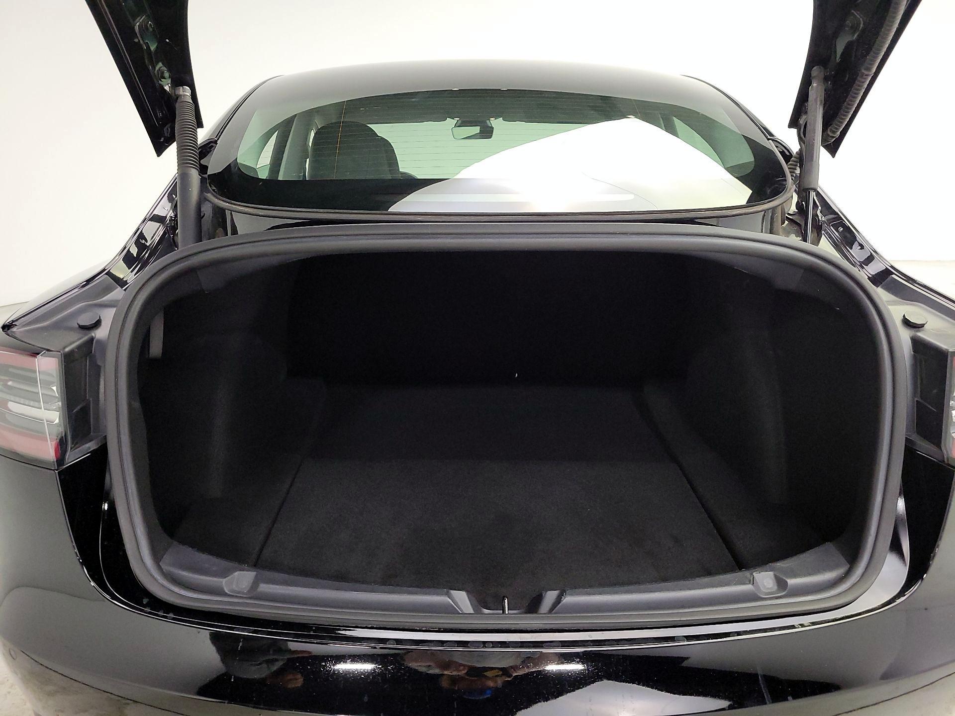 Thumbnail: 2021 Tesla Model 3 - 20