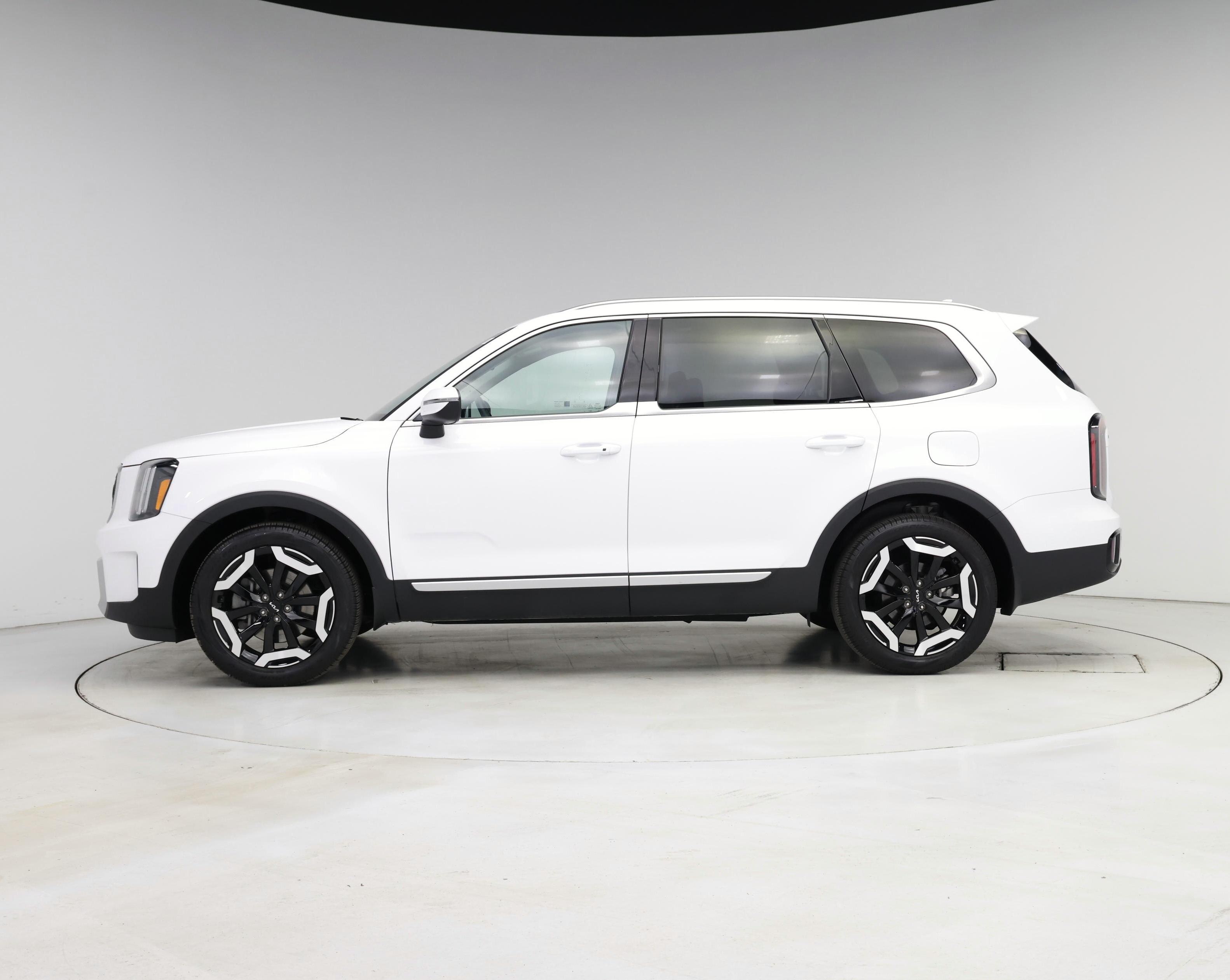 Thumbnail: 2025 Kia Telluride - 3