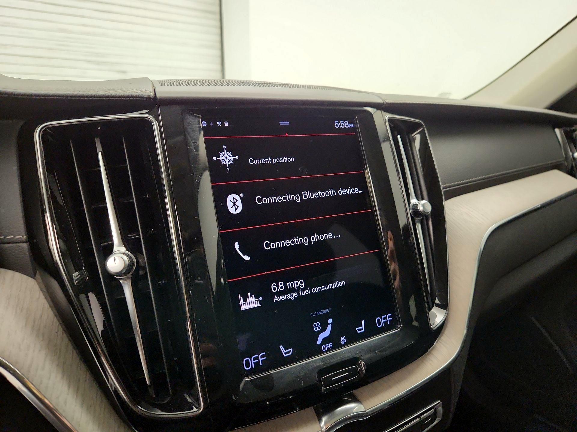 Thumbnail: 2021 Volvo XC60 - 16