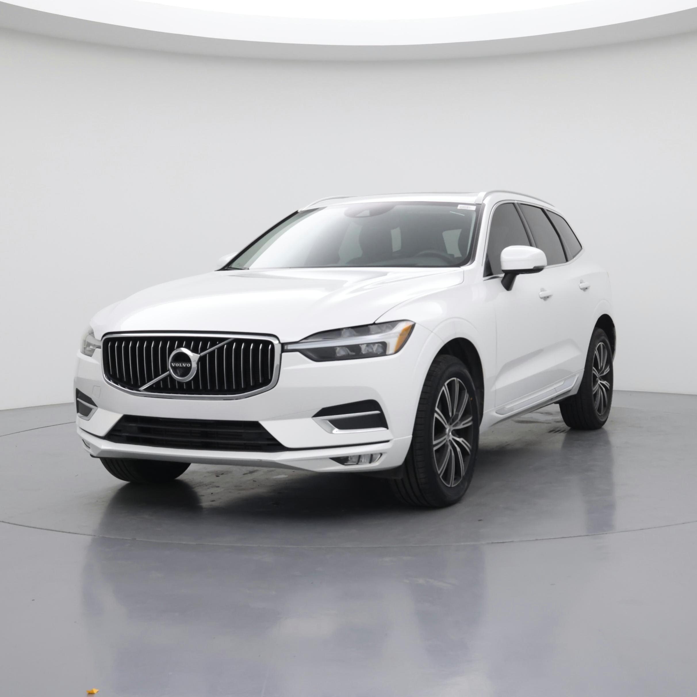 Thumbnail: 2021 Volvo XC60 - 4