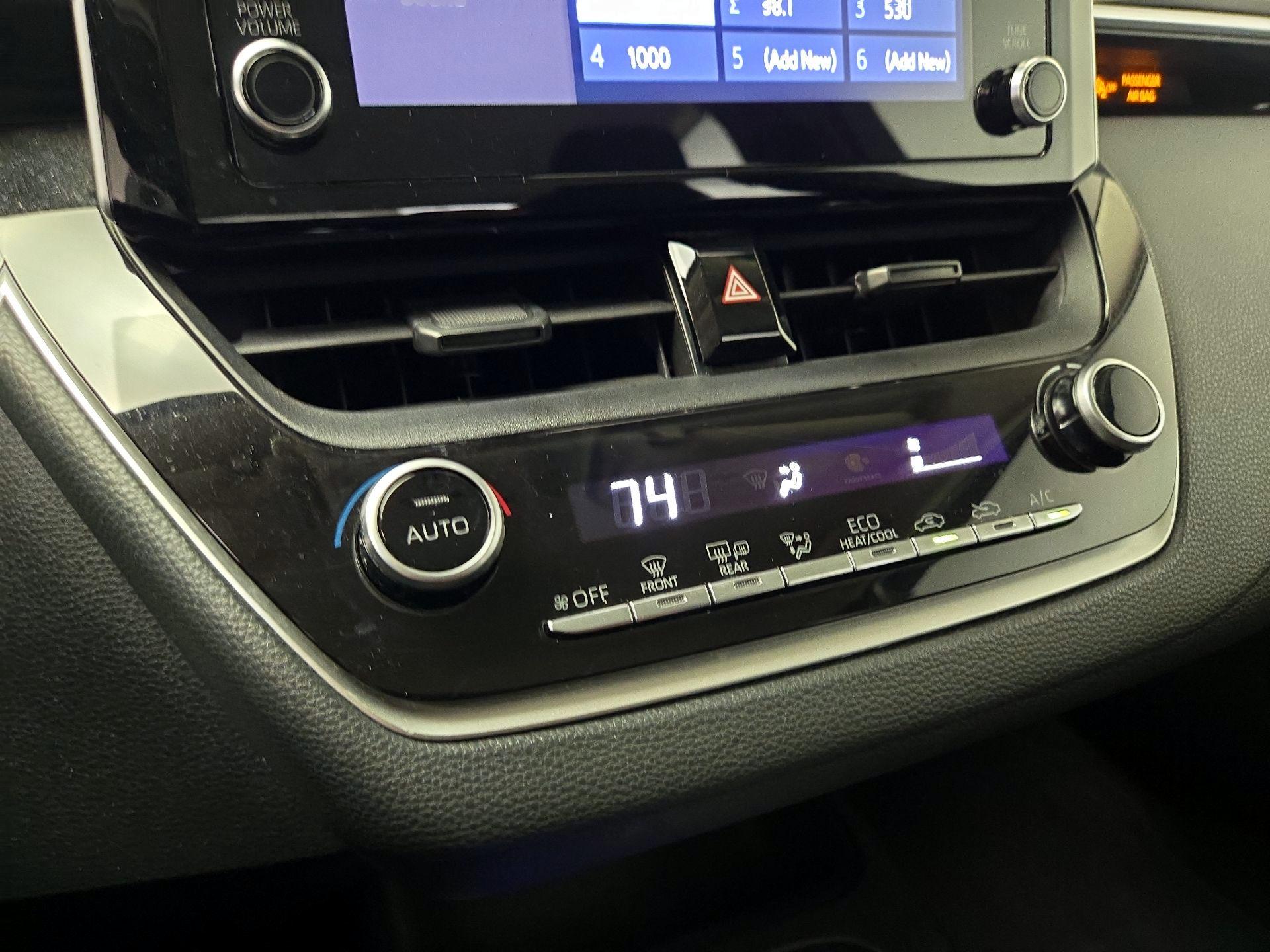 Thumbnail: 2020 Toyota Corolla - 16