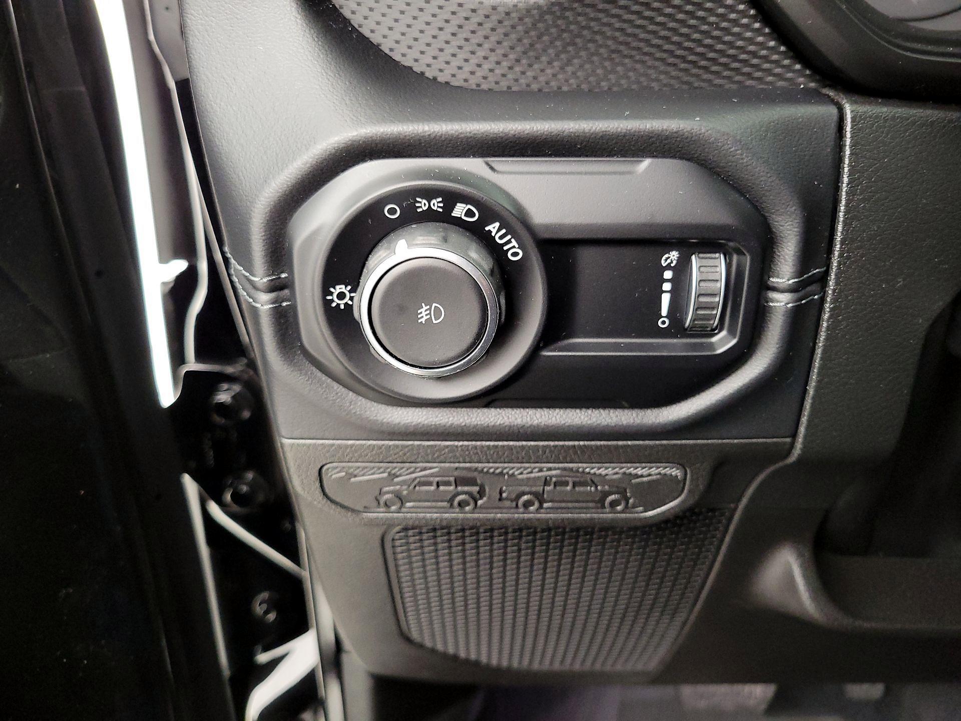 Thumbnail: 2024 Jeep Wrangler - 13