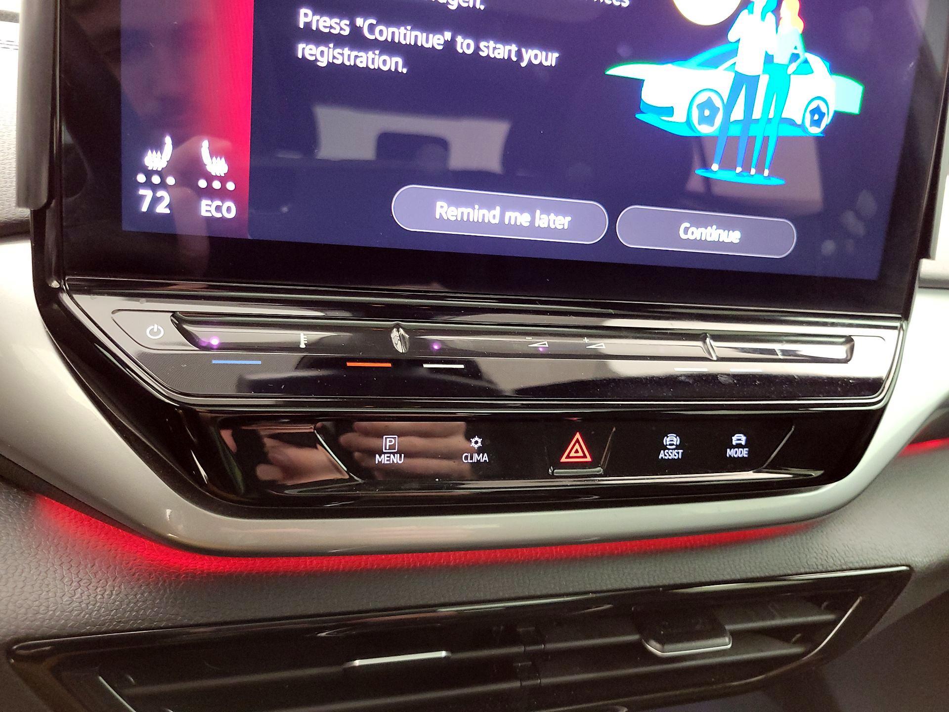 Thumbnail: 2023 Volkswagen ID.4 - 17