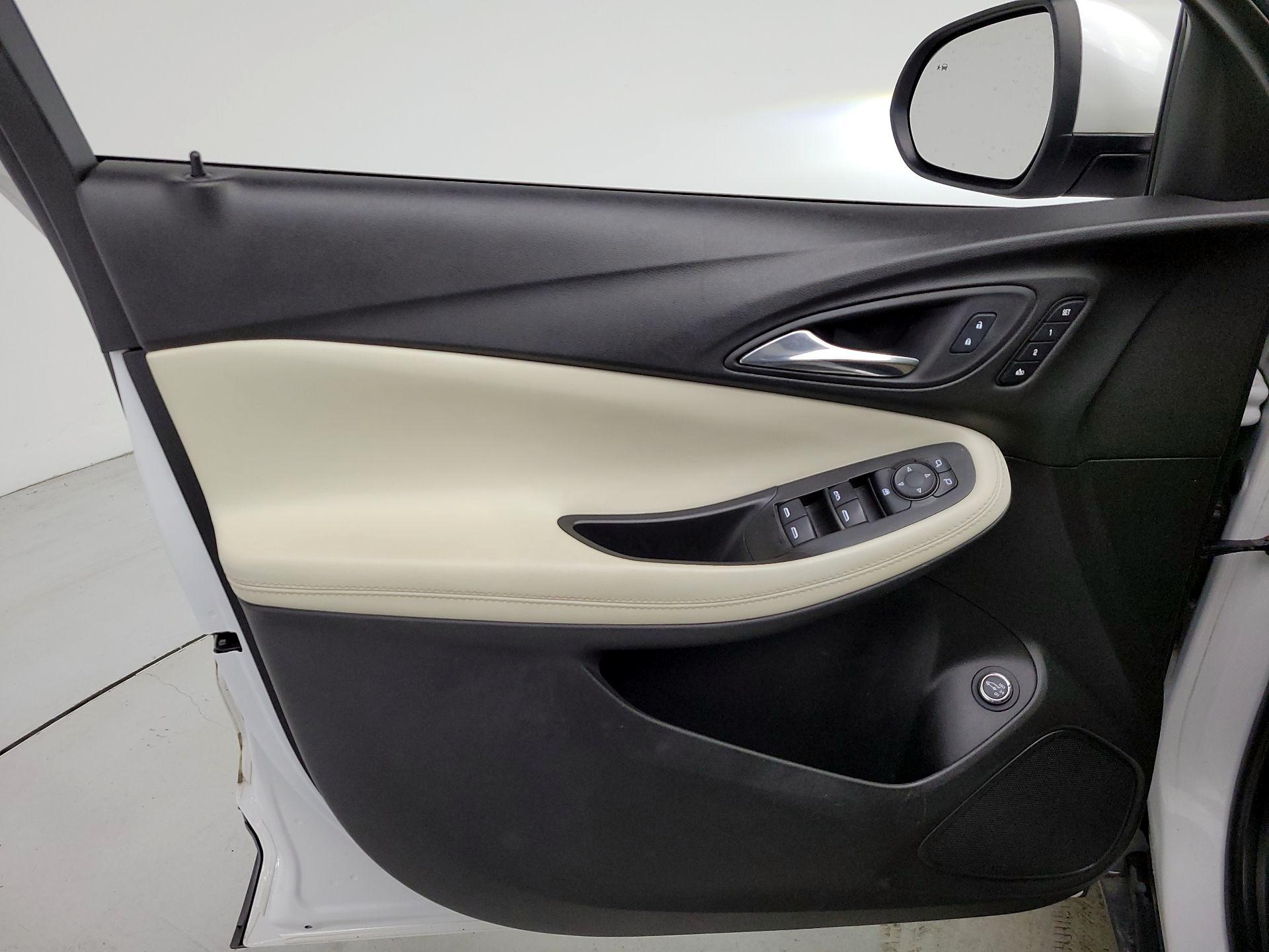 Thumbnail: 2021 Buick Encore GX - 12