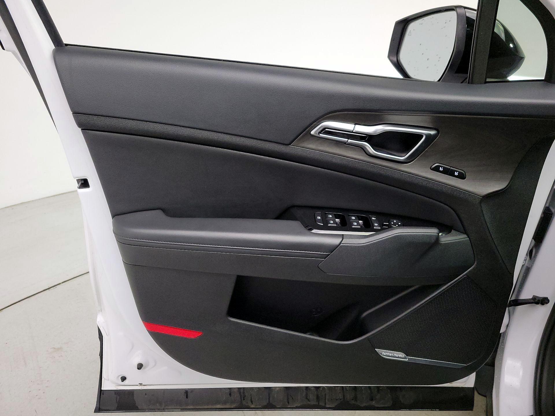 Thumbnail: 2024 Kia Sportage - 12