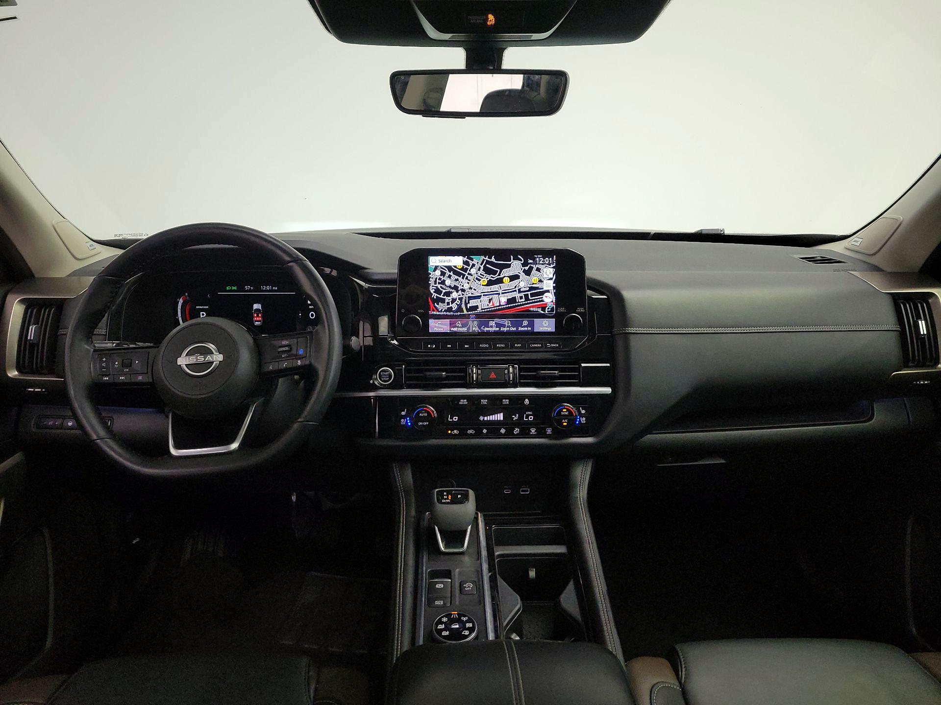 Thumbnail: 2023 Nissan Pathfinder - 9