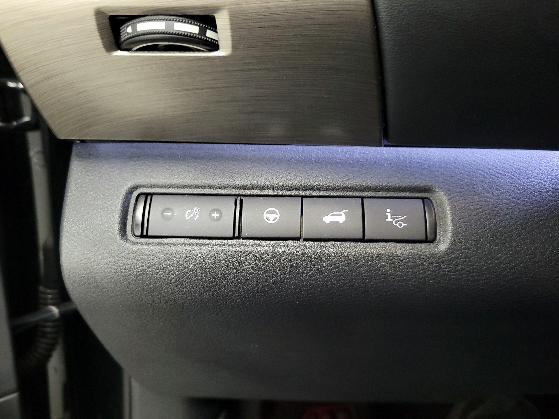 Thumbnail: 2023 Nissan Pathfinder - 13