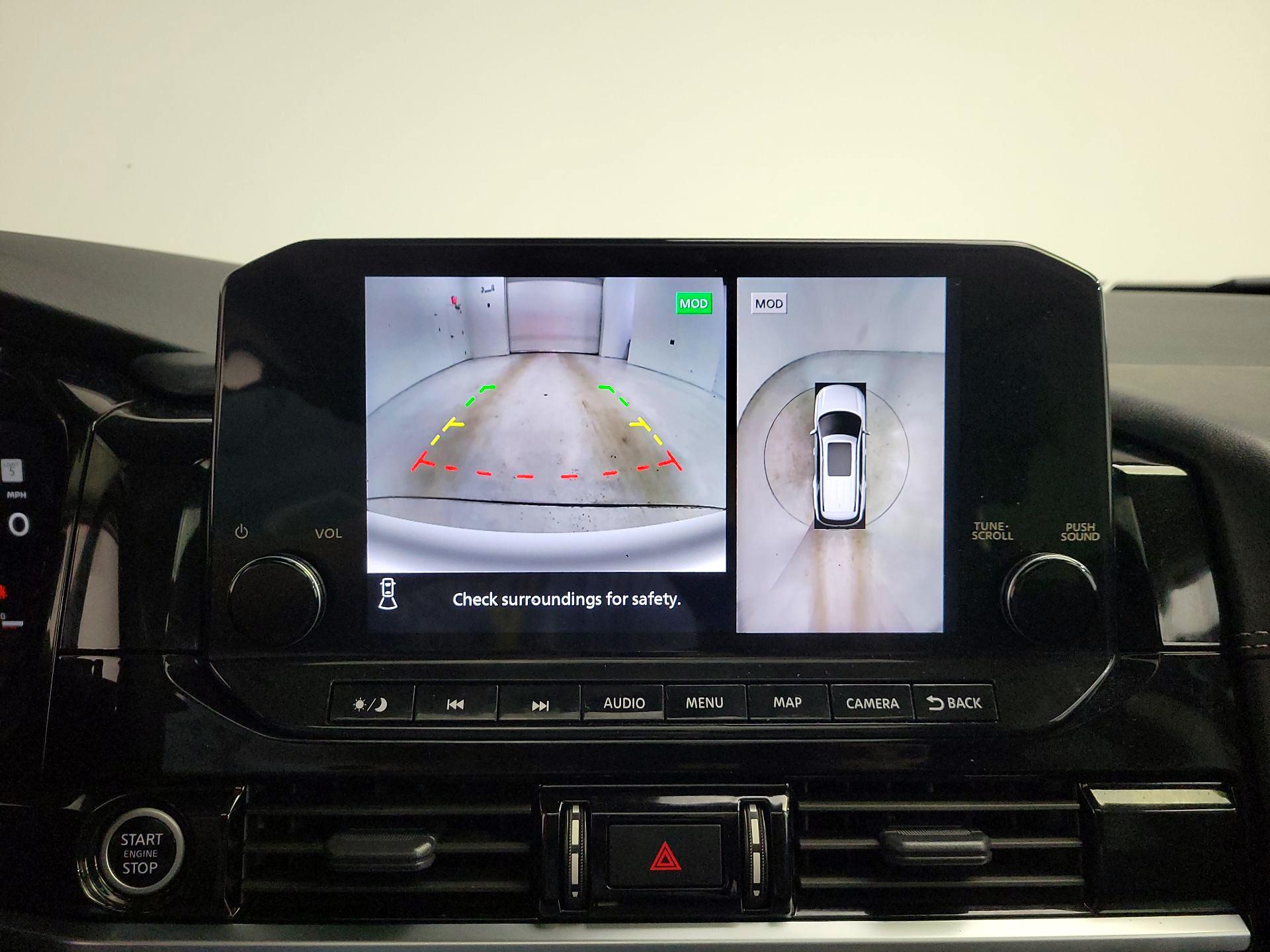 Thumbnail: 2023 Nissan Pathfinder - 15