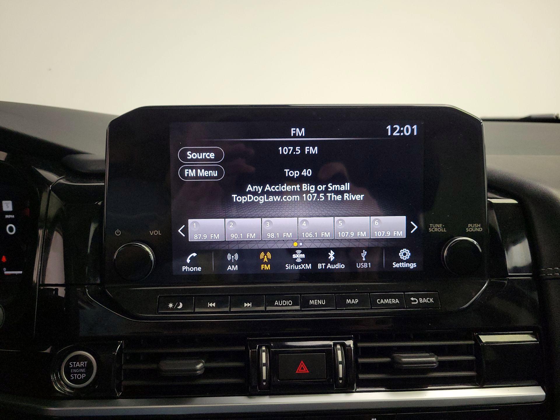 Thumbnail: 2023 Nissan Pathfinder - 16