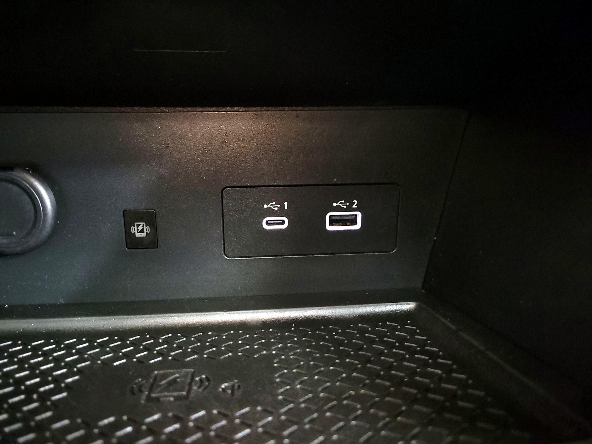 Thumbnail: 2023 Nissan Pathfinder - 19