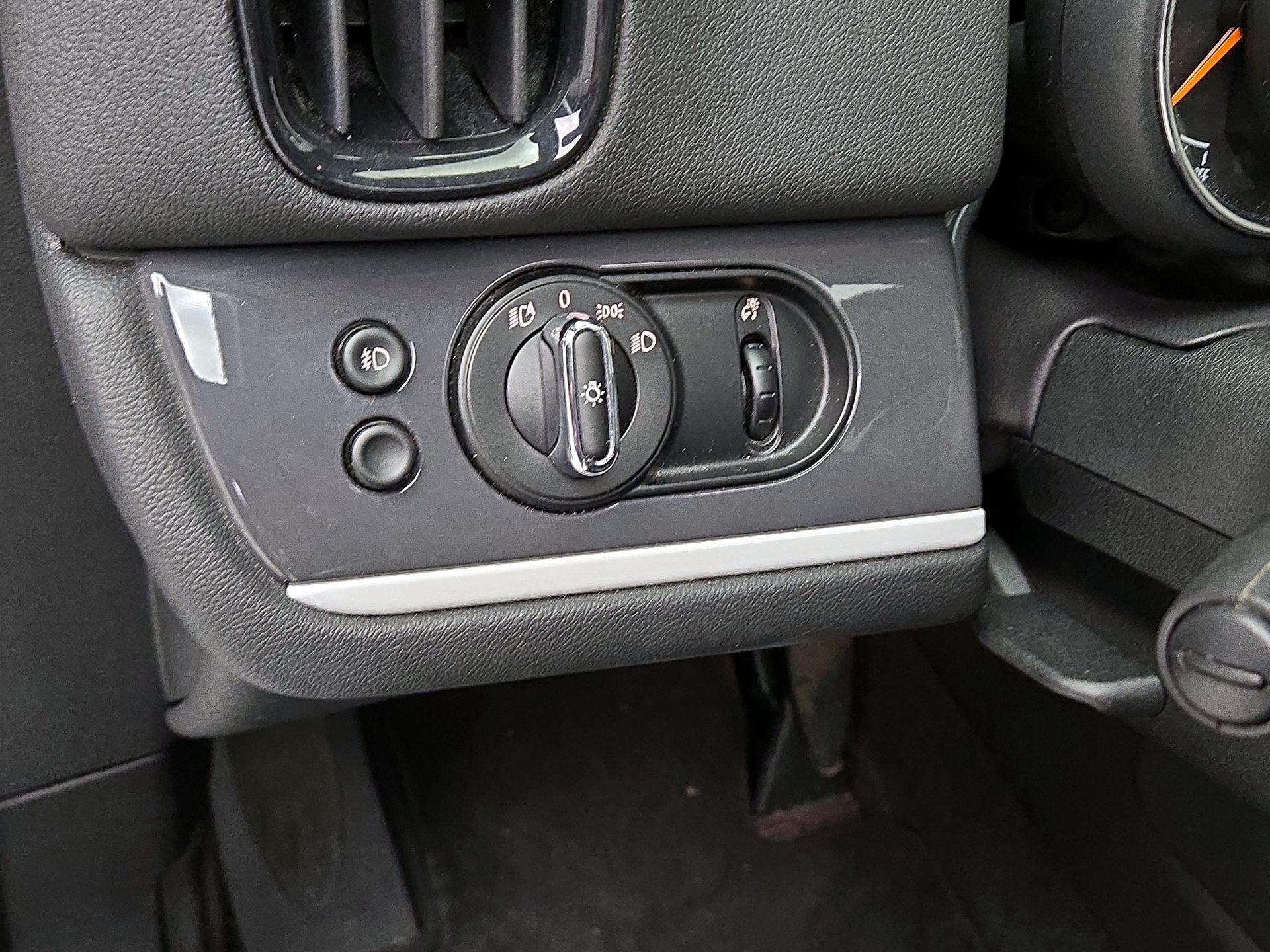 Thumbnail: 2020 MINI Cooper Countryman - 13